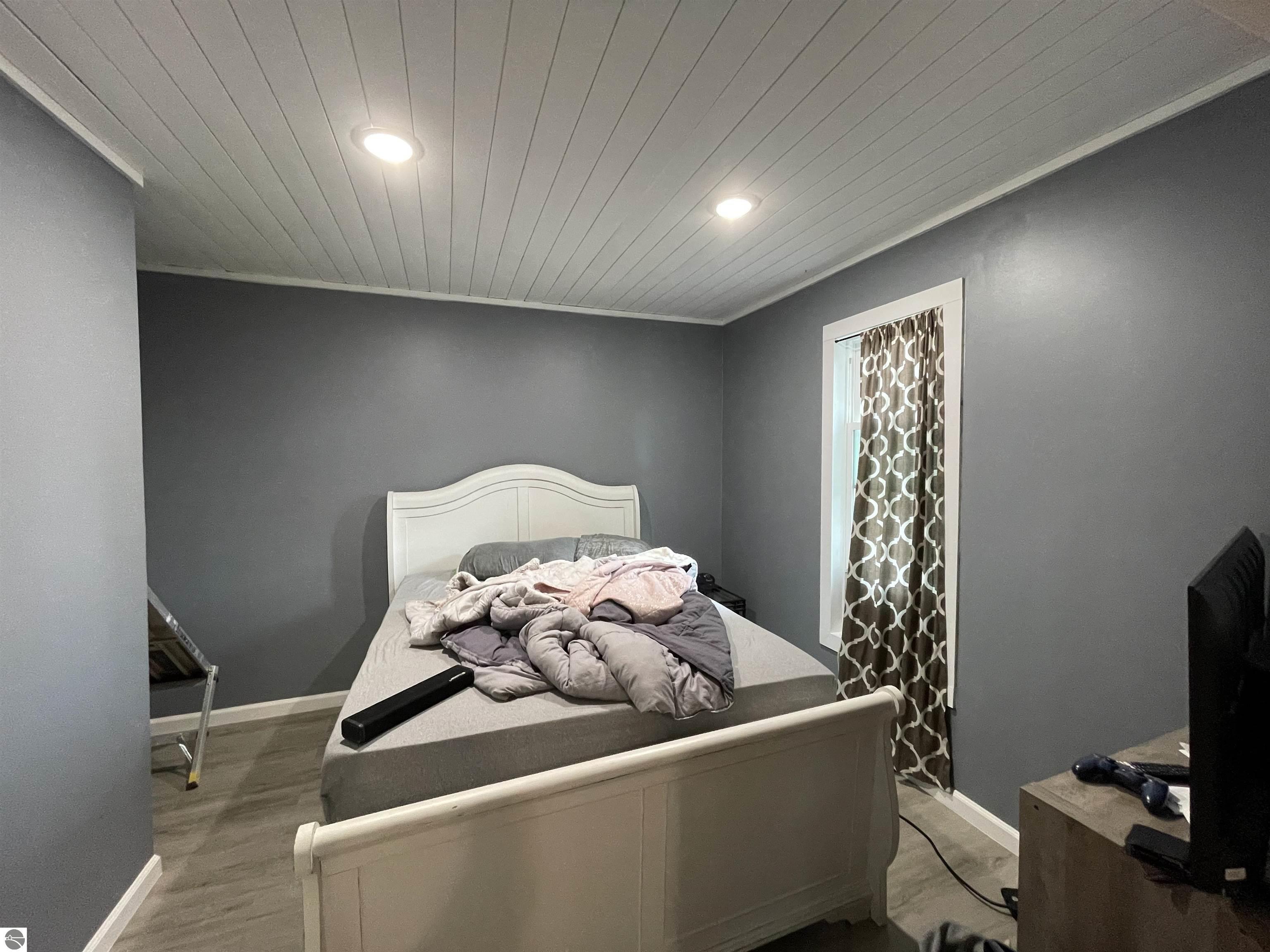 218 S Cottage, Cadillac, MI 49601 — Photo 9