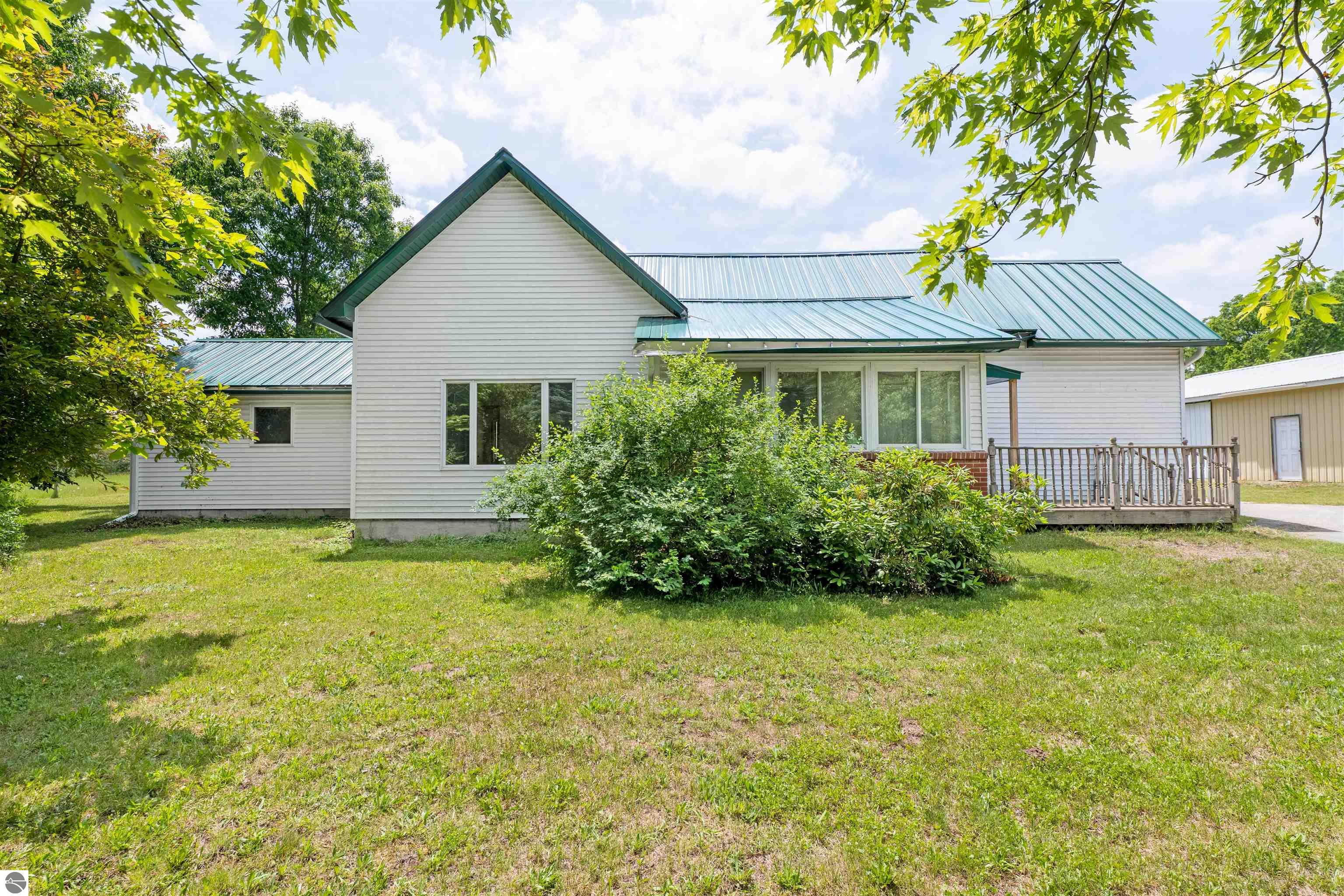 5201 W 14 Road, Mesick, MI 49668 — Photo 23