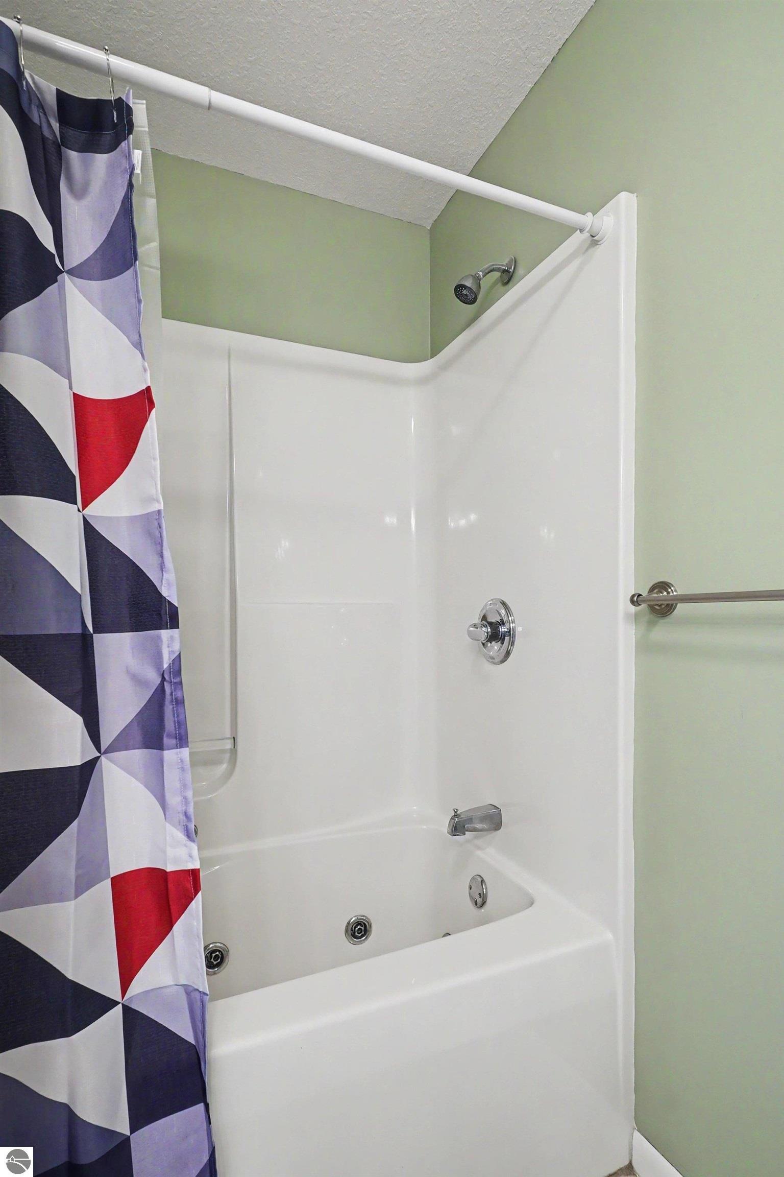 1025 E Lincoln, East Tawas, MI 48730 — Photo 13