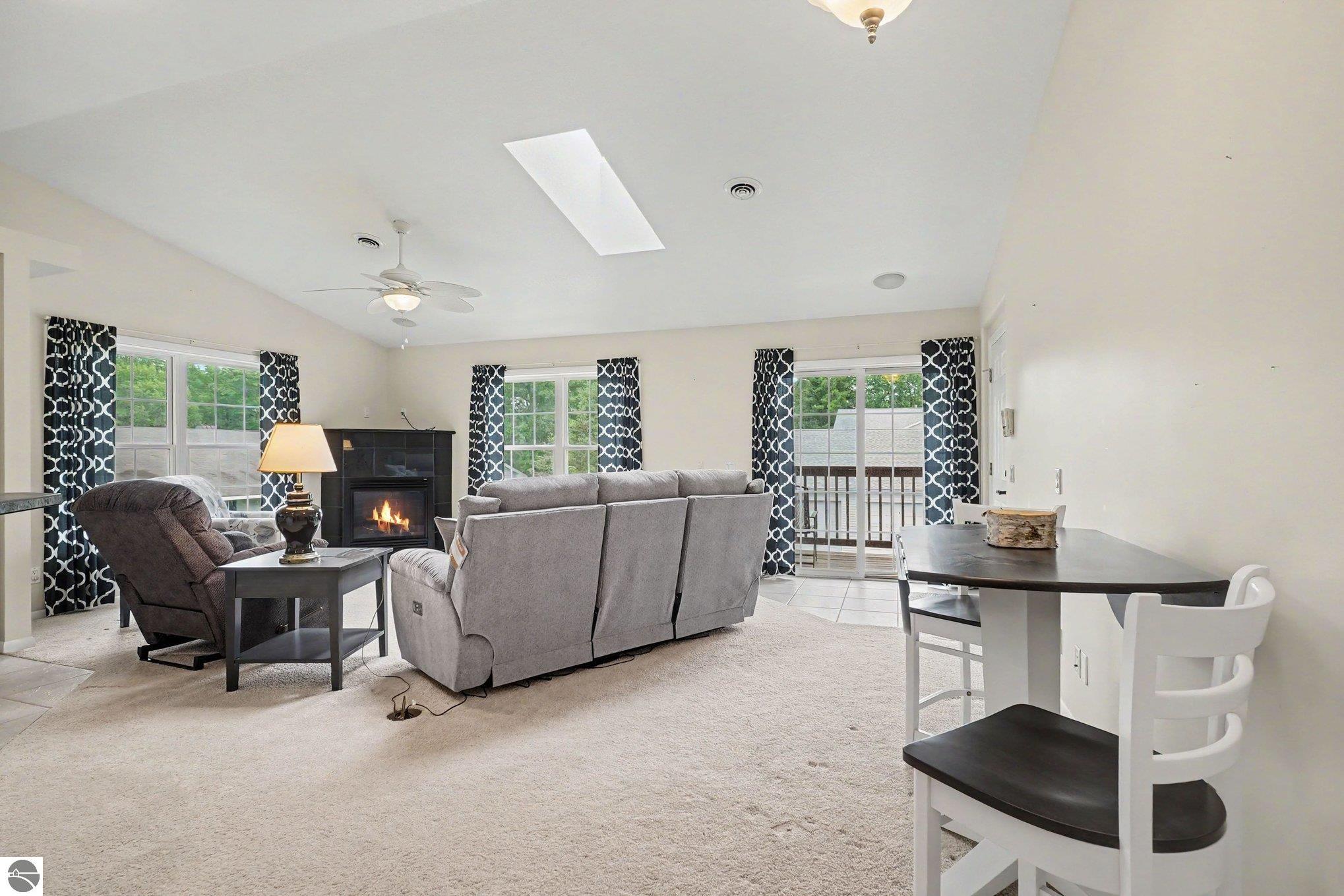 1025 E Lincoln, East Tawas, MI 48730 — Photo 5