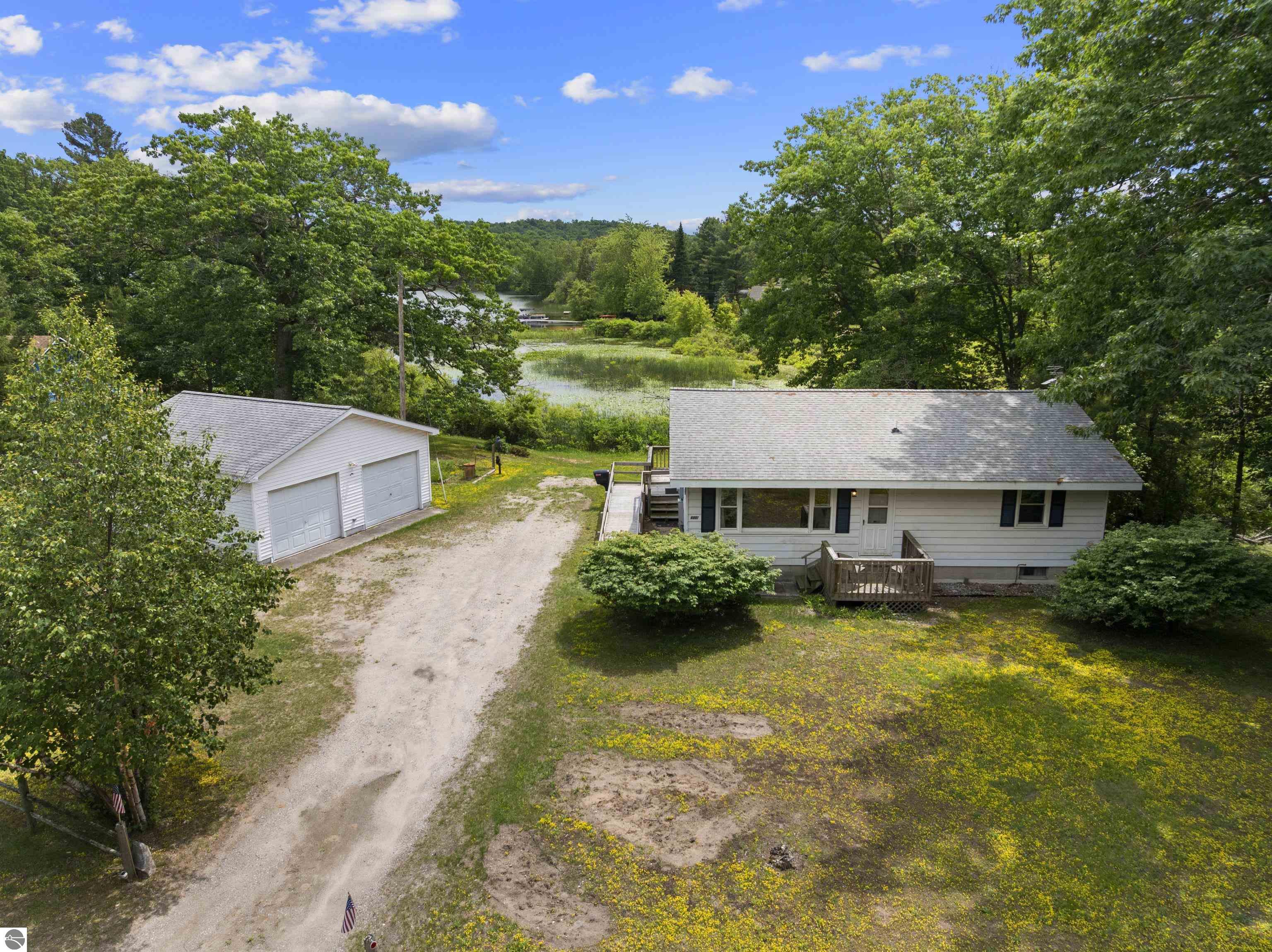4091 N Scenic Highway, Honor, MI 49640 — Photo 27