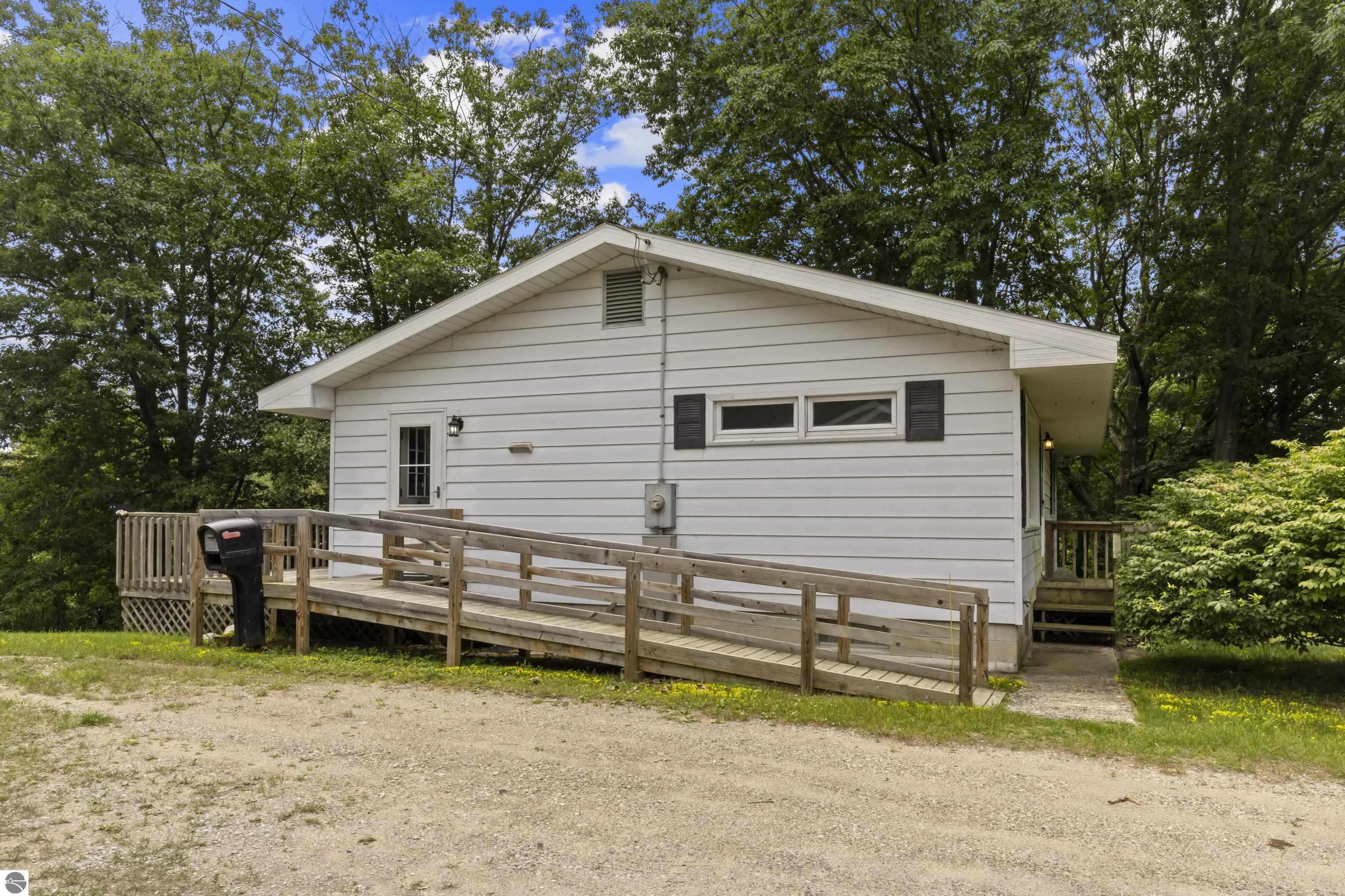 4091 N Scenic Highway, Honor, MI 49640 — Photo 4
