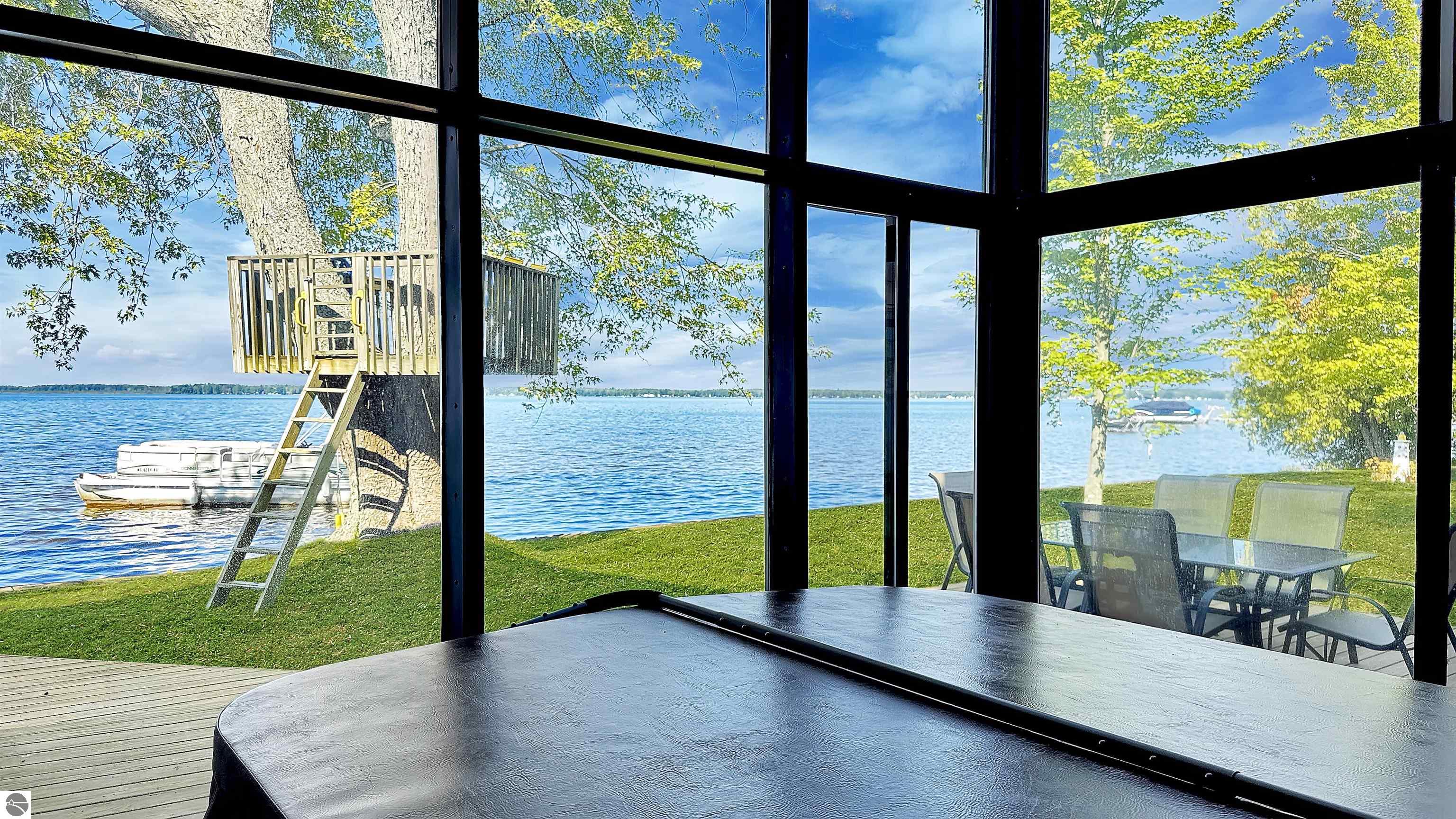 311 E Lake Mitchell Drive, Cadillac, MI 49601 — Photo 14