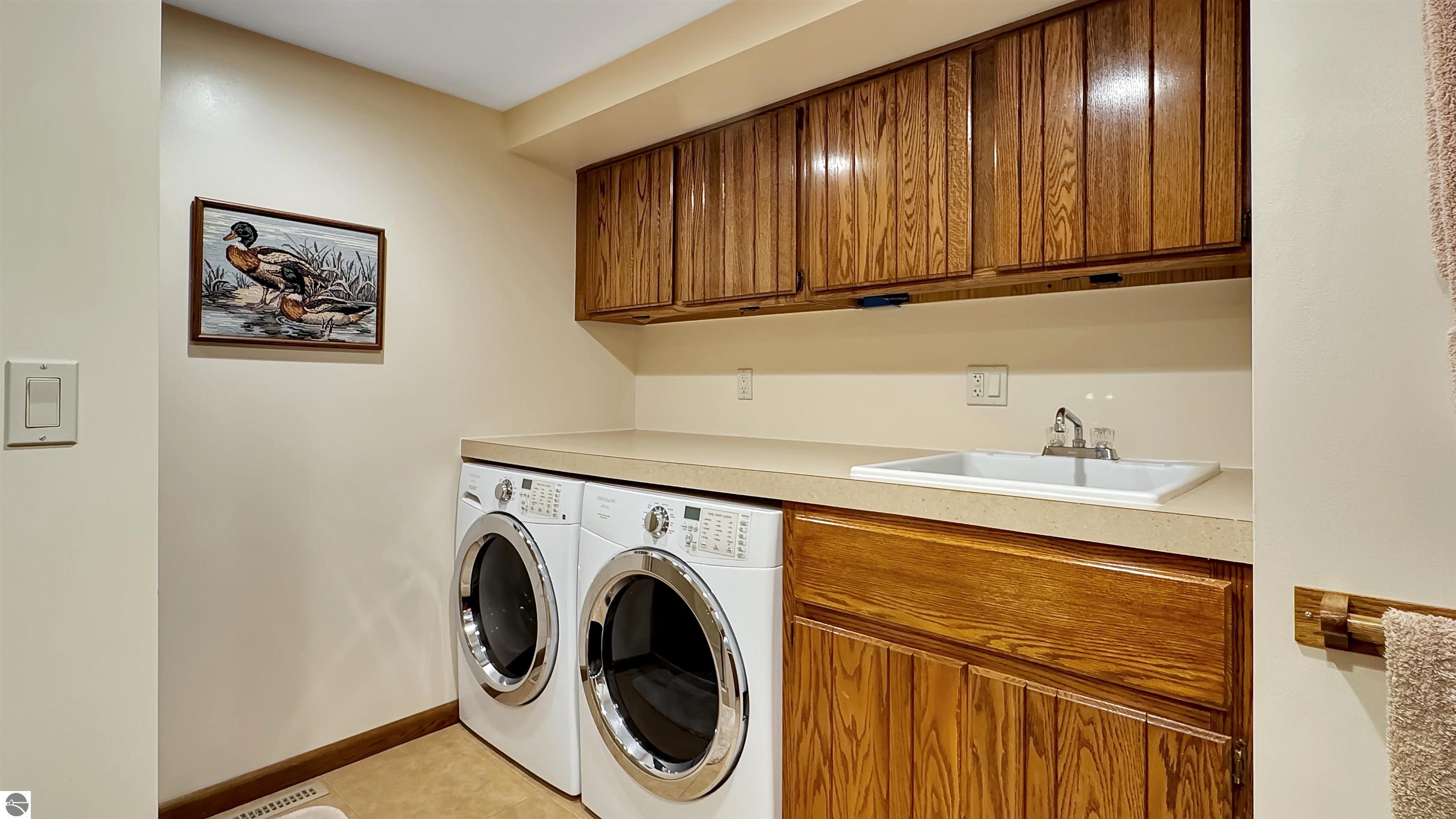 311 E Lake Mitchell Drive, Cadillac, MI 49601 — Photo 28