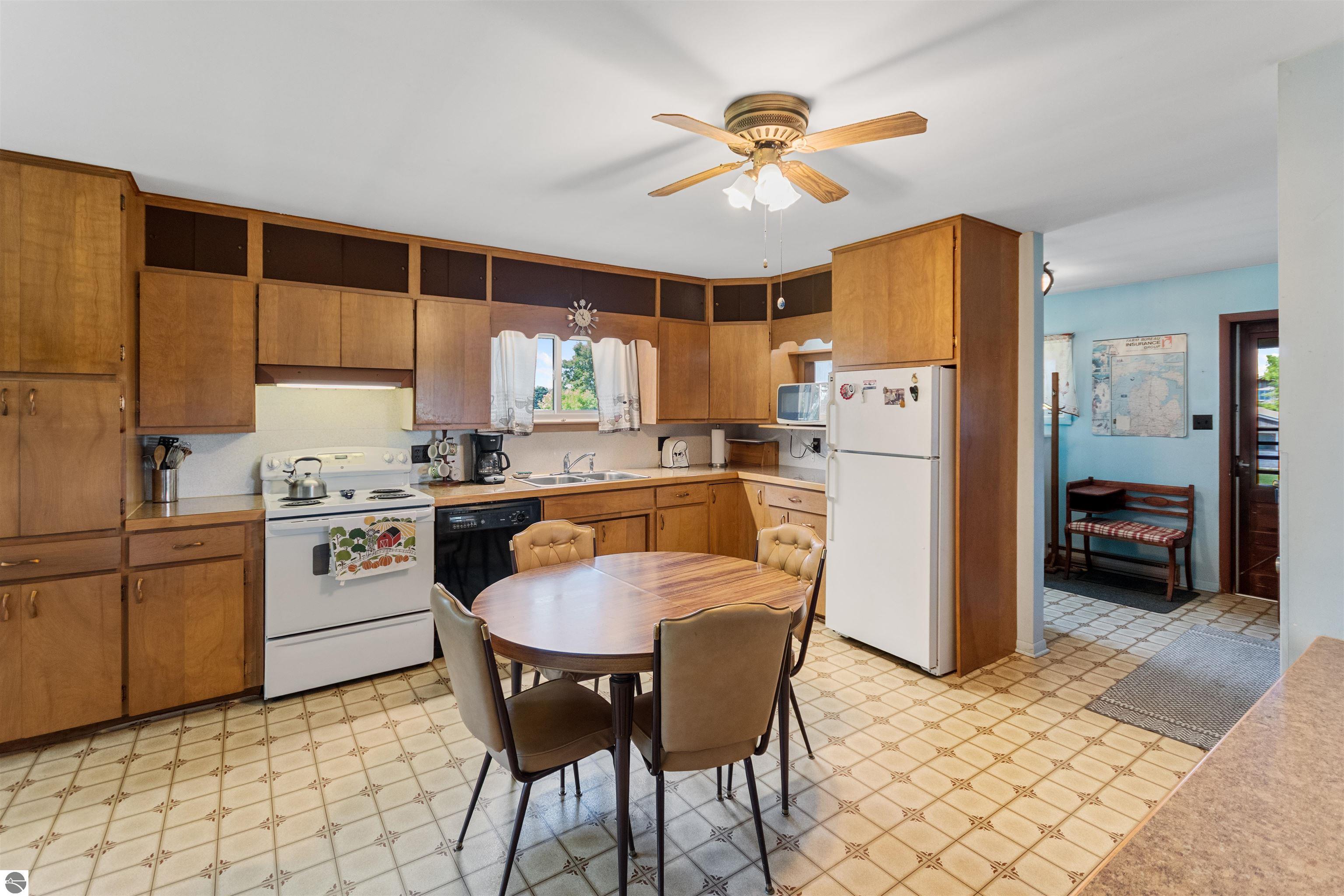 3102 S 9 Road, Harrietta, MI 49638 — Photo 20
