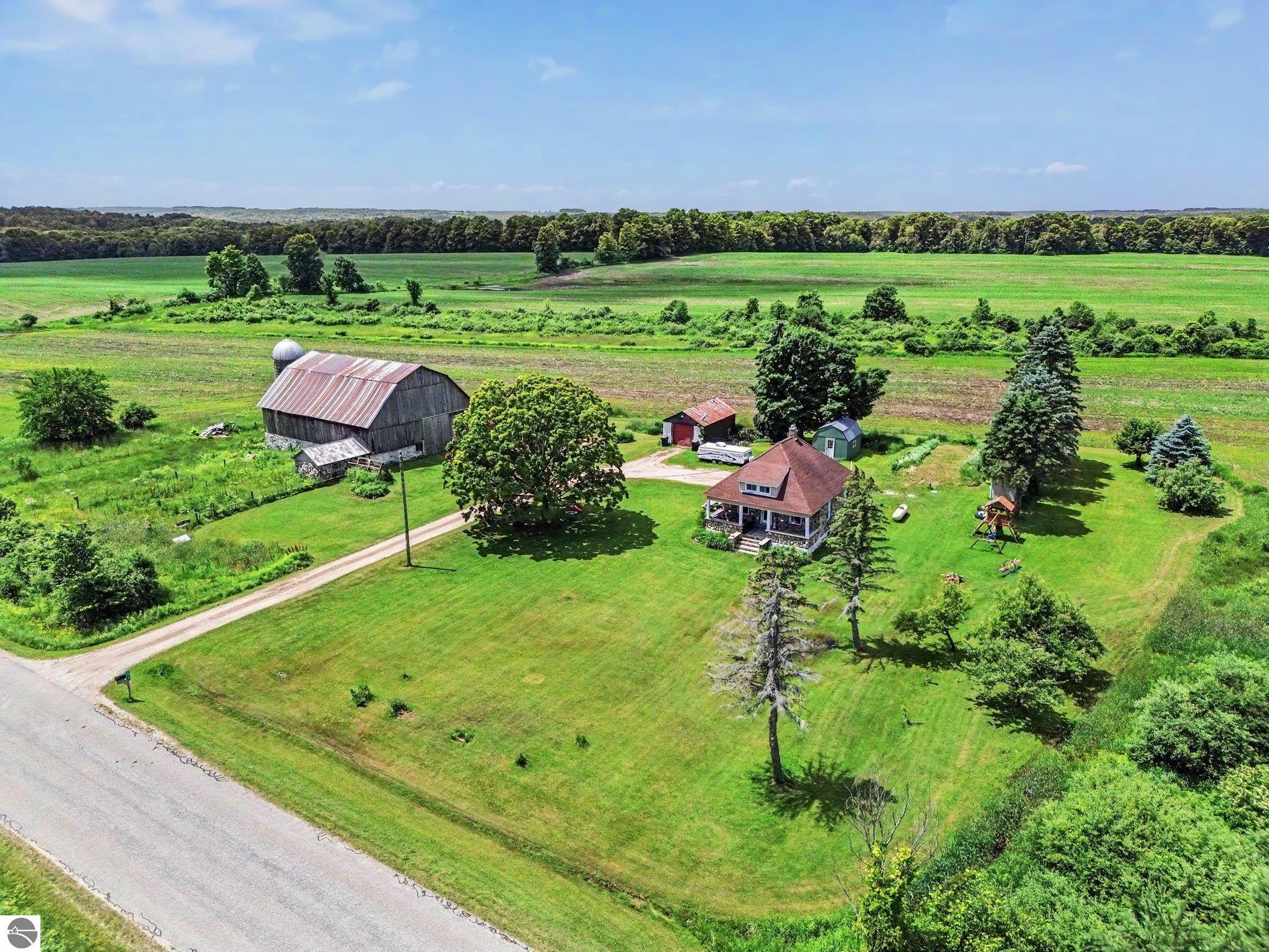 7615 Pleasant Hill Road, Ellsworth, MI 49729 — Photo 28