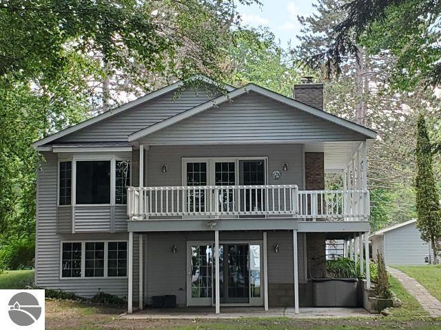 200 Mcdonald Drive, Houghton Lake, MI 48629