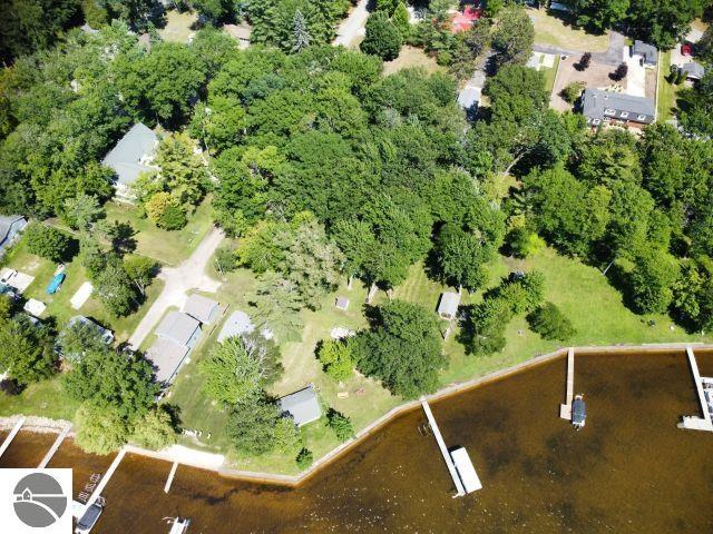 200 Mcdonald Drive, Houghton Lake, MI 48629 — Photo 2
