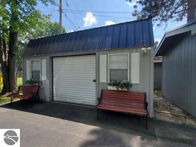 200 Mcdonald Drive, Houghton Lake, MI 48629 — Photo 17