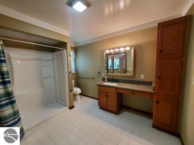 200 Mcdonald Drive, Houghton Lake, MI 48629 — Photo 28