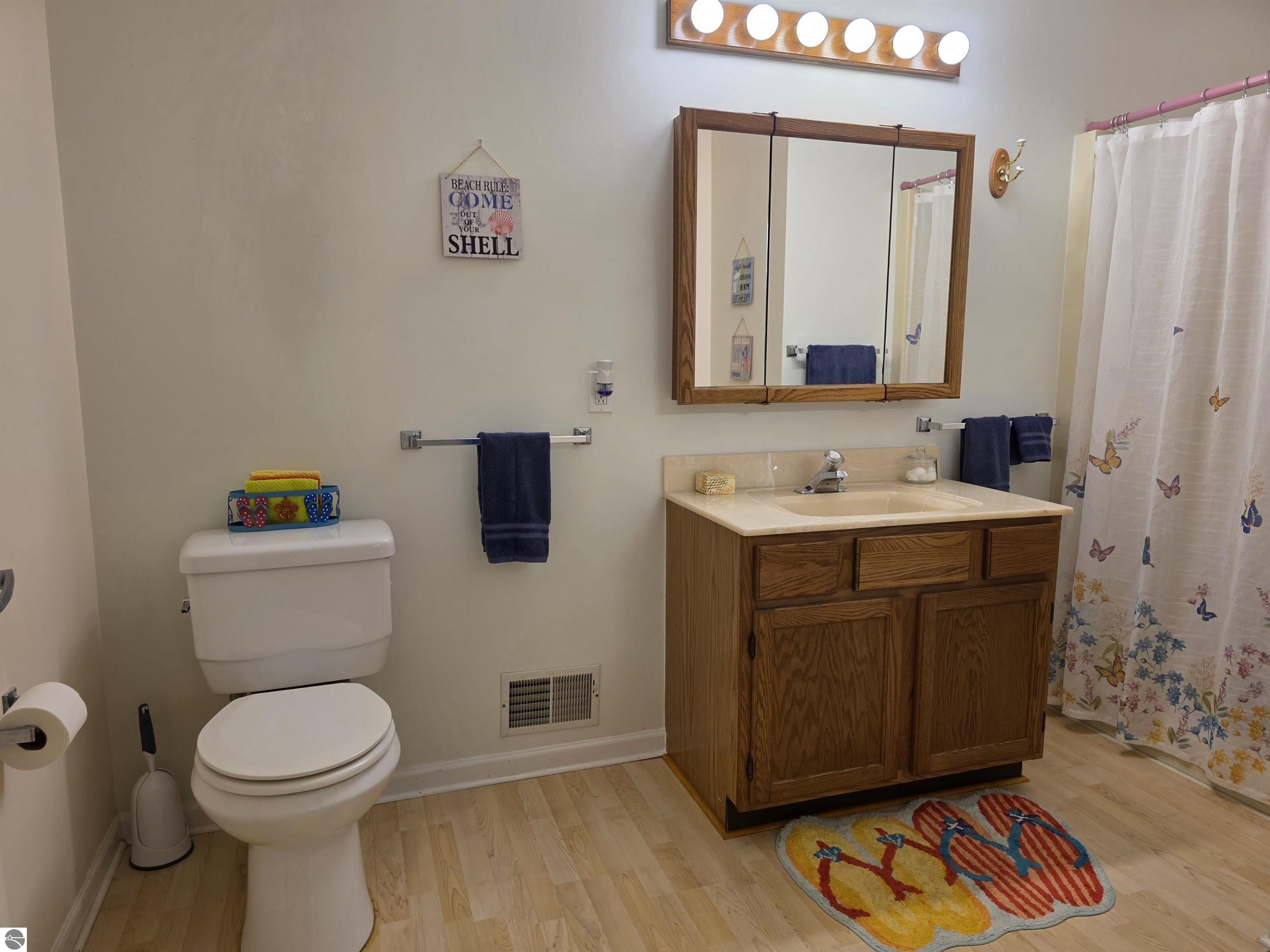 808 W Lake Street, Tawas City, MI 48763 — Photo 31