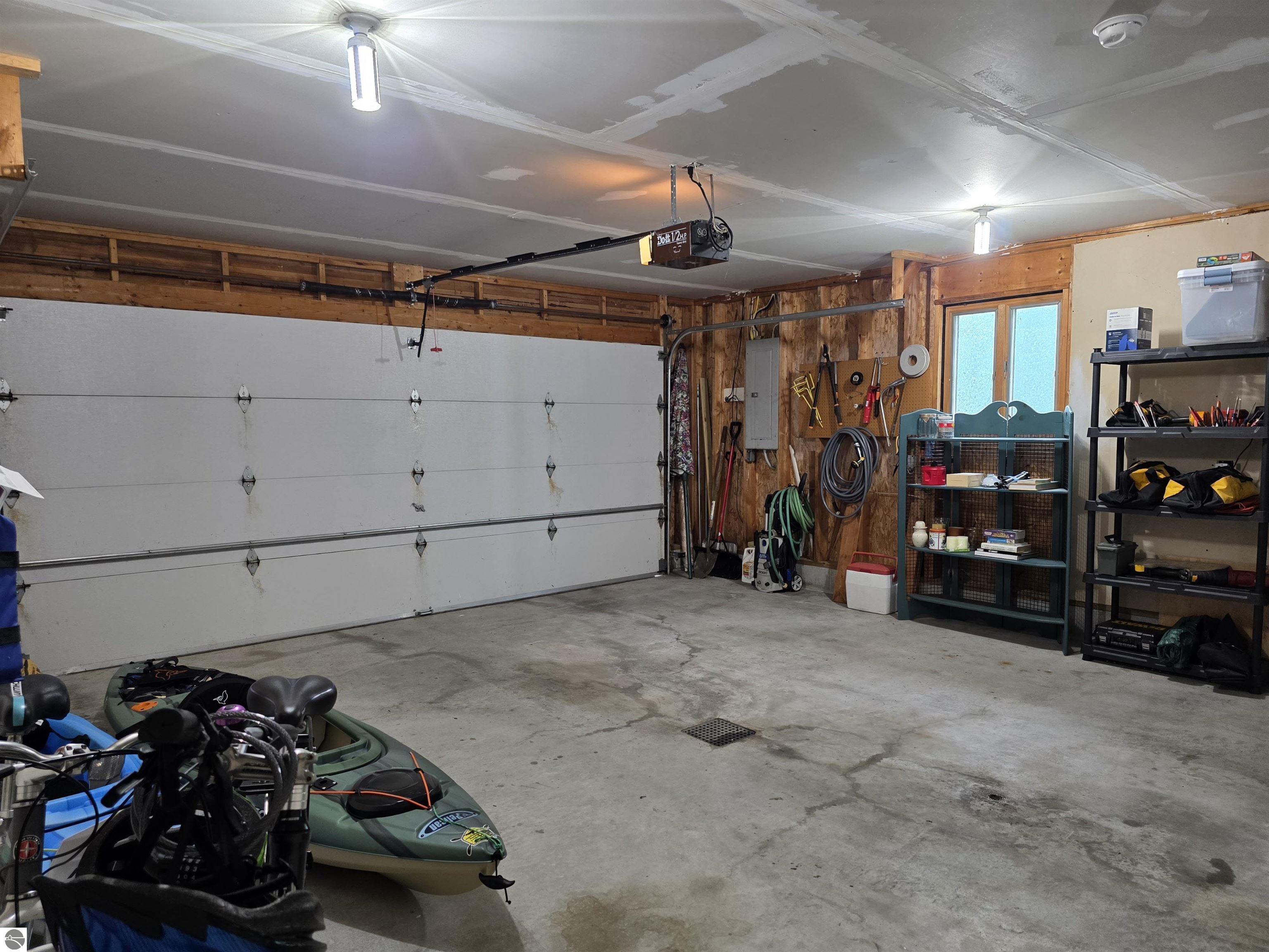 808 W Lake Street, Tawas City, MI 48763 — Photo 37