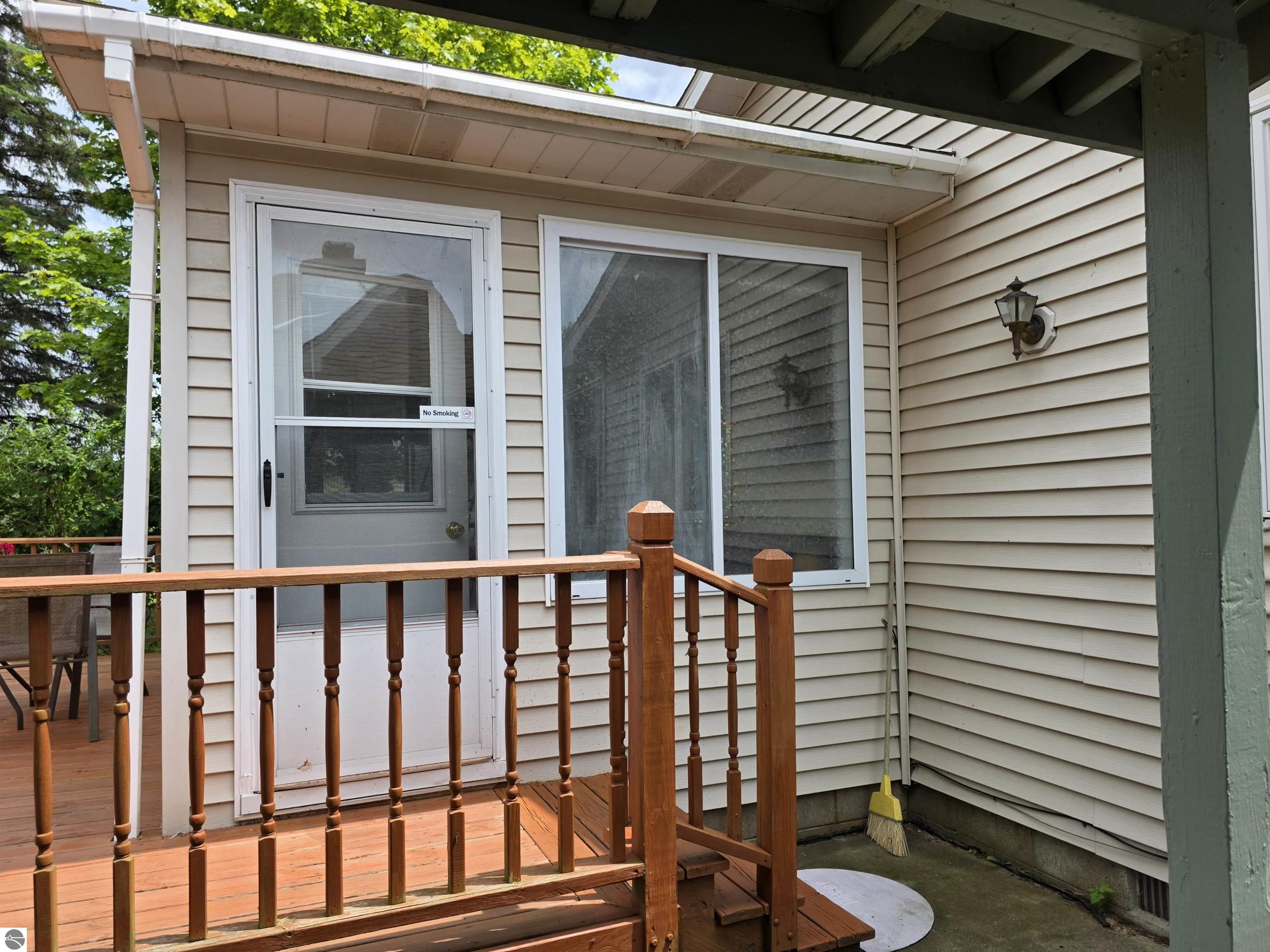 808 W Lake Street, Tawas City, MI 48763 — Photo 42