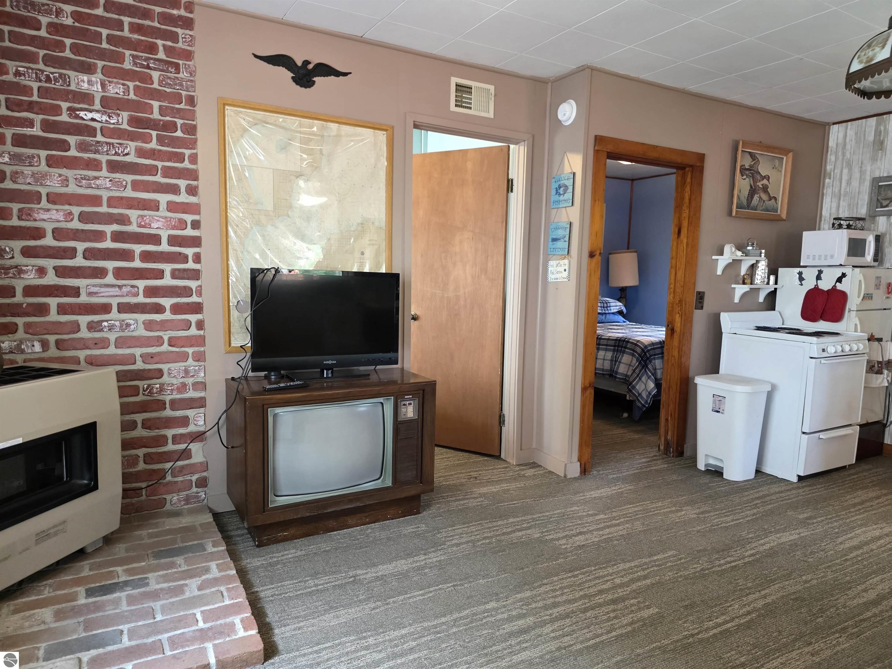 808 W Lake Street, Tawas City, MI 48763 — Photo 55