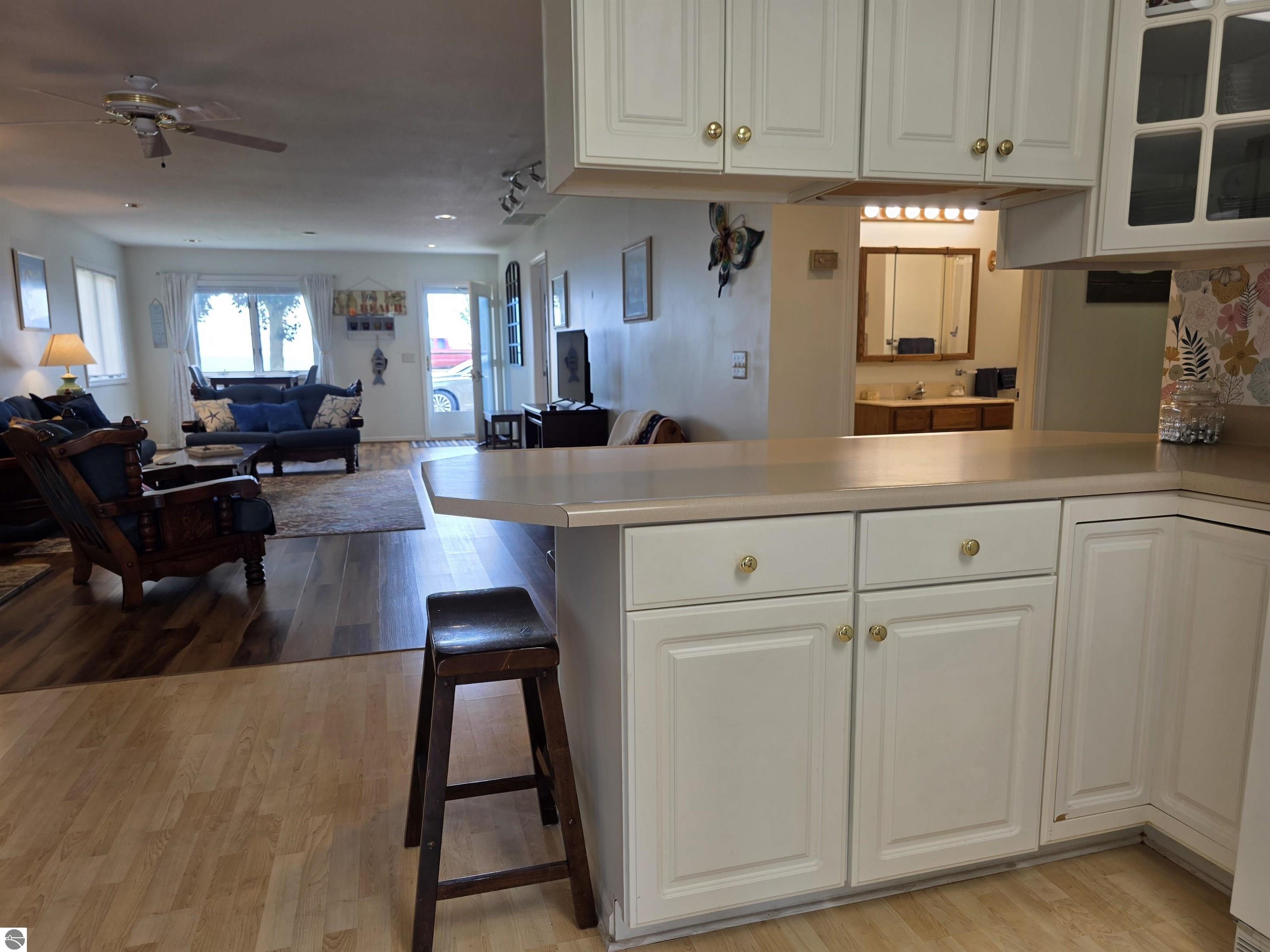 808 W Lake Street, Tawas City, MI 48763 — Photo 9