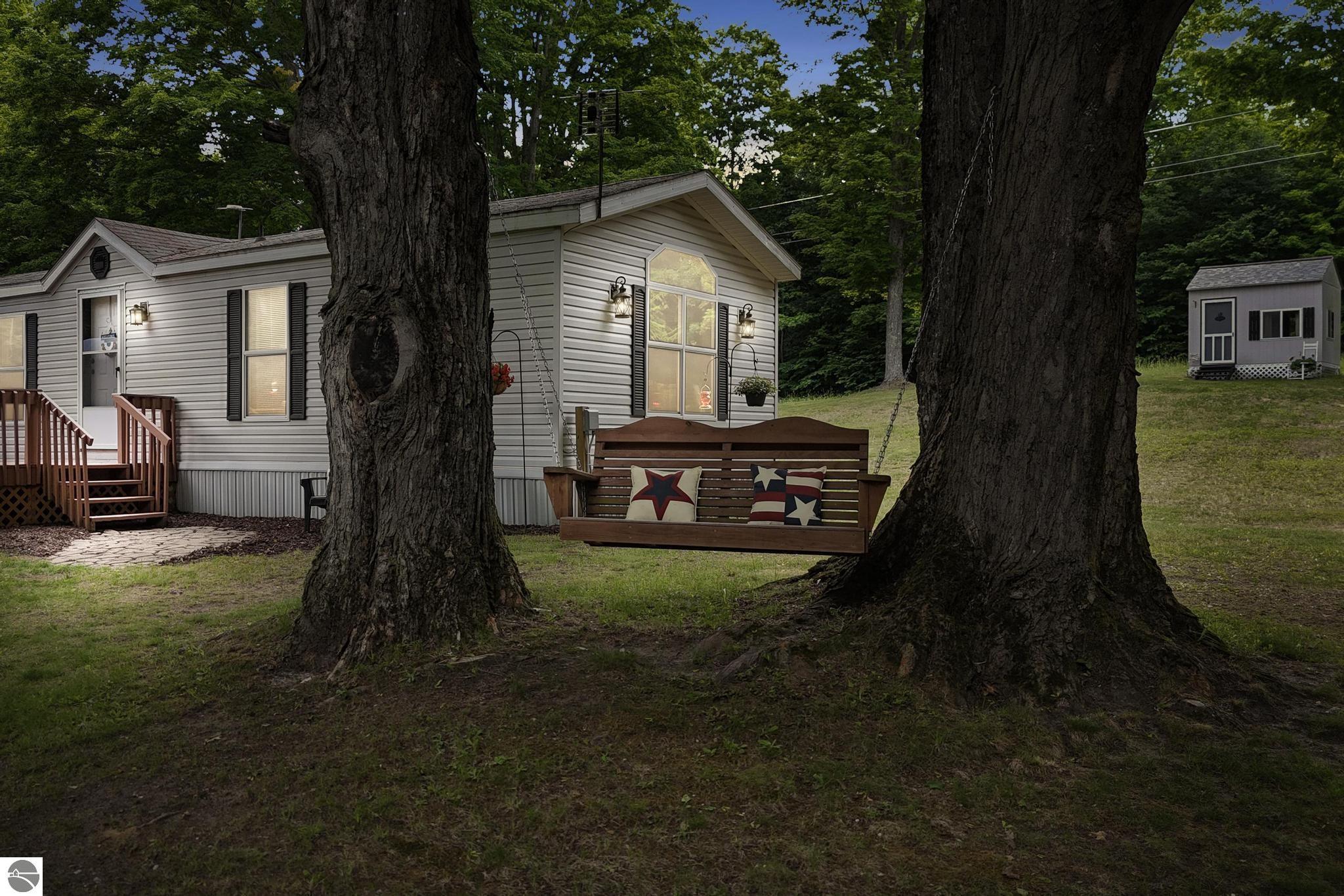 7346 Traverse Road, Thompsonville, MI 49683 — Photo 5