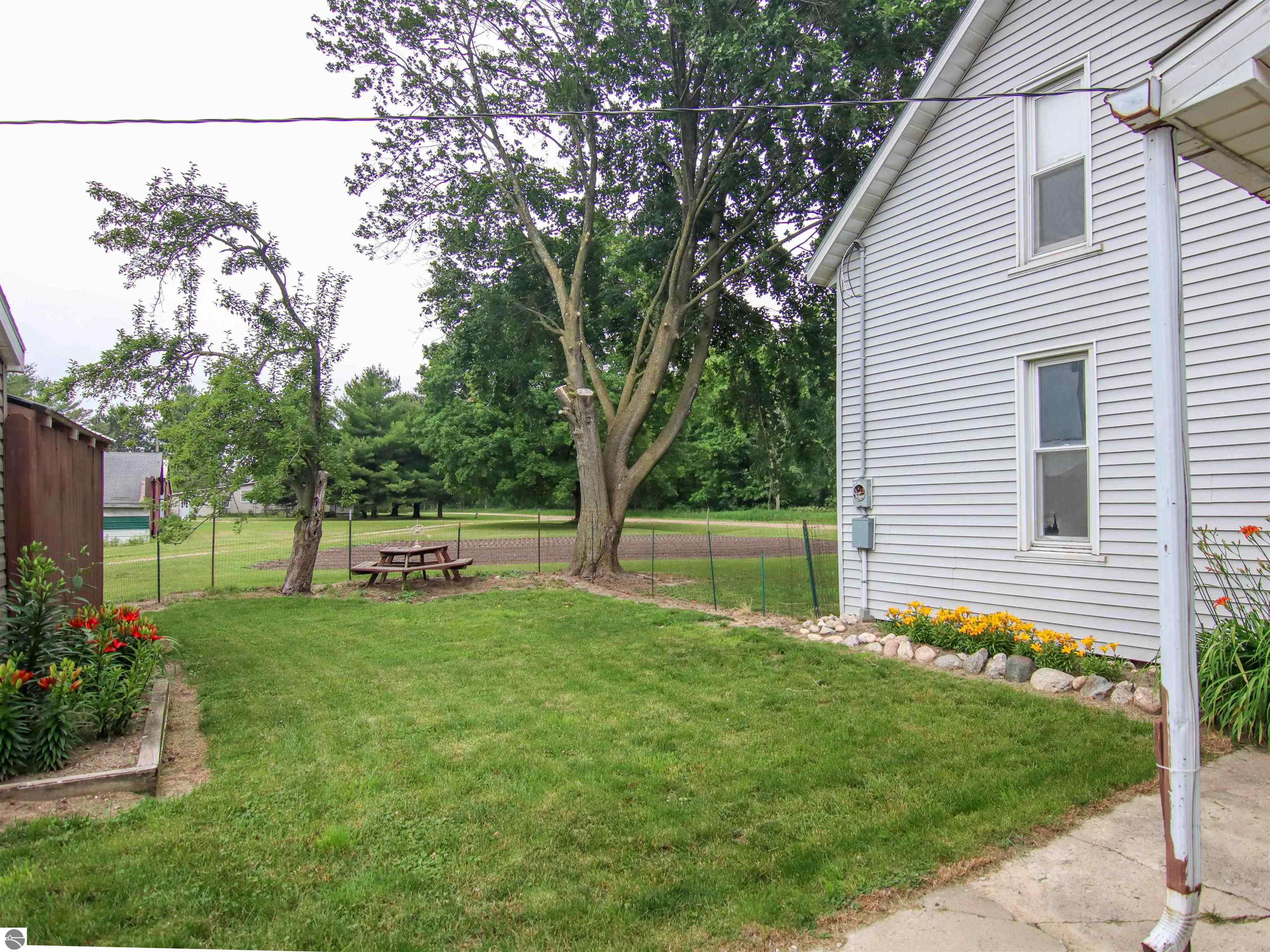 21935 Read Road, Copemish, MI 49625 — Photo 30