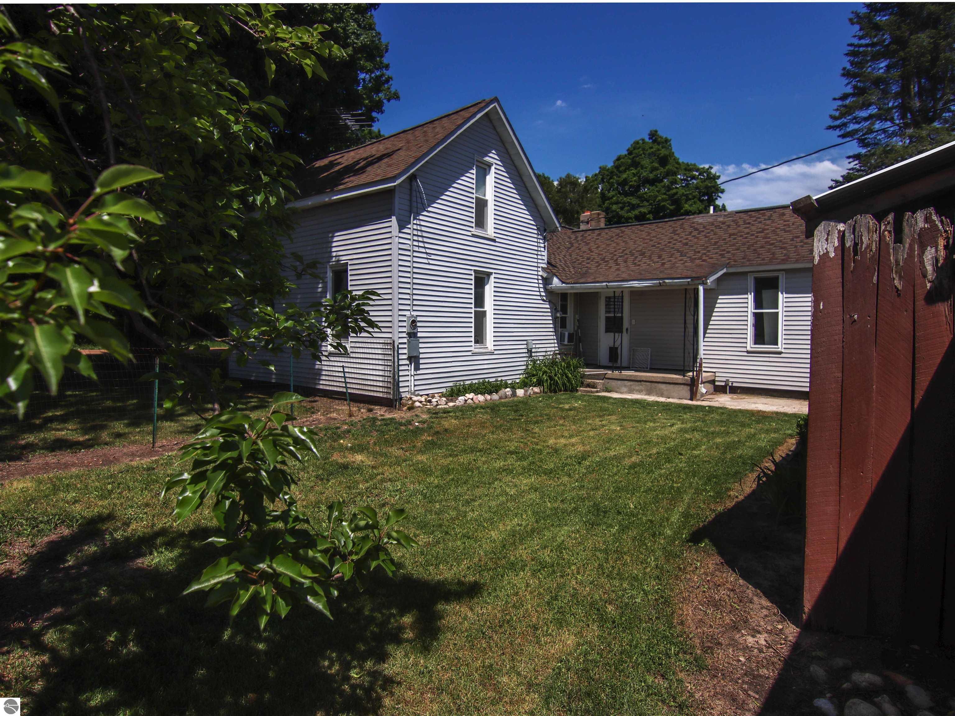 21935 Read Road, Copemish, MI 49625 — Photo 5