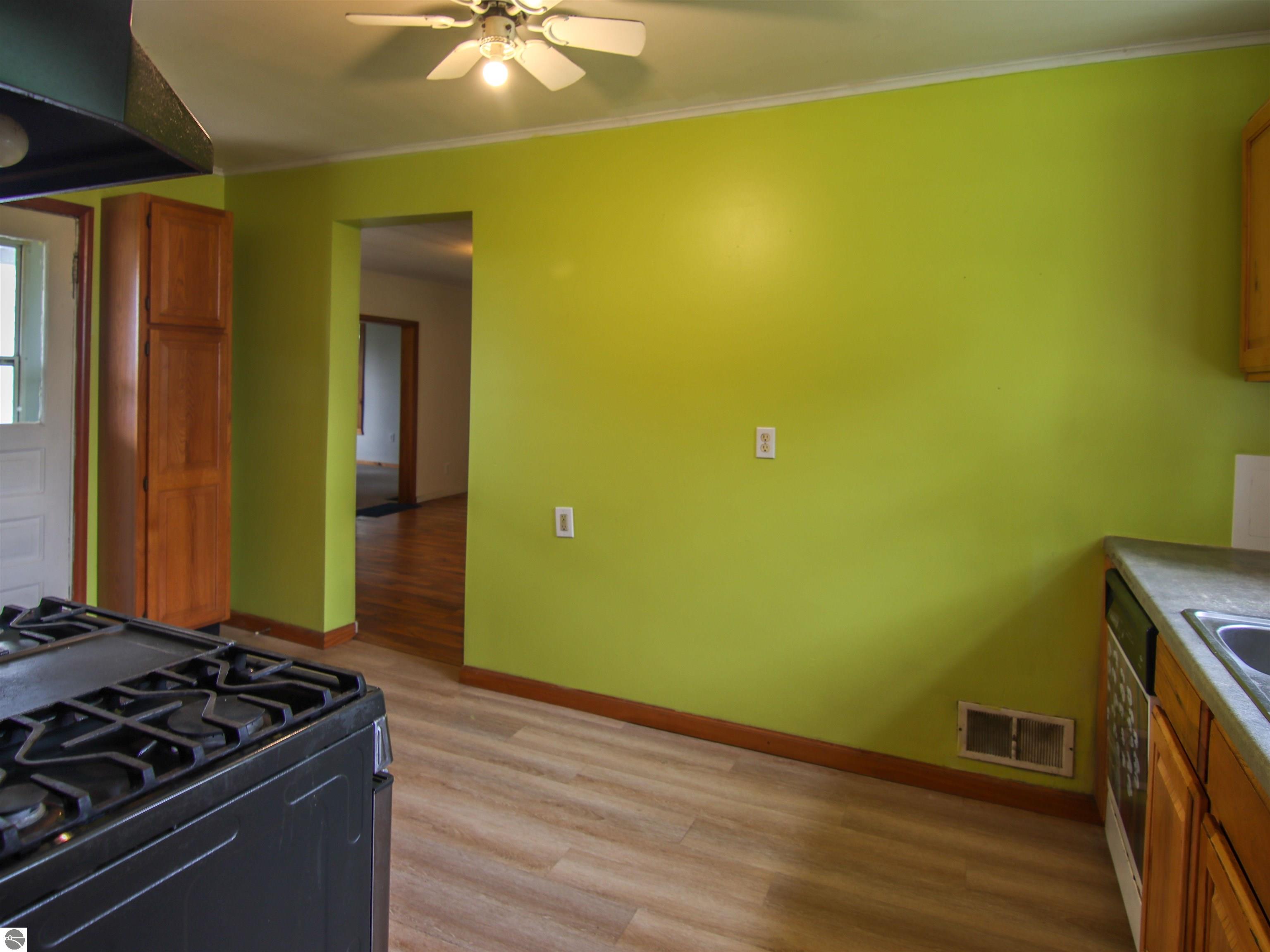 21935 Read Road, Copemish, MI 49625 — Photo 9