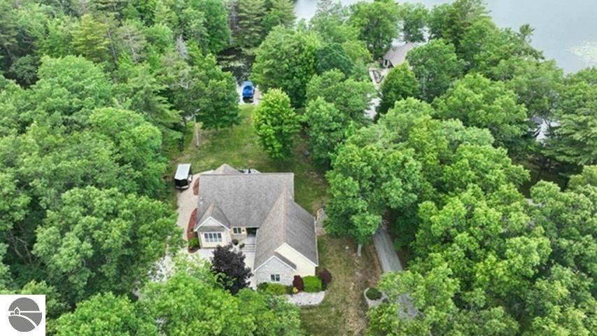 7021 Lakewood Drive, Oscoda, MI 48750 — Photo 4