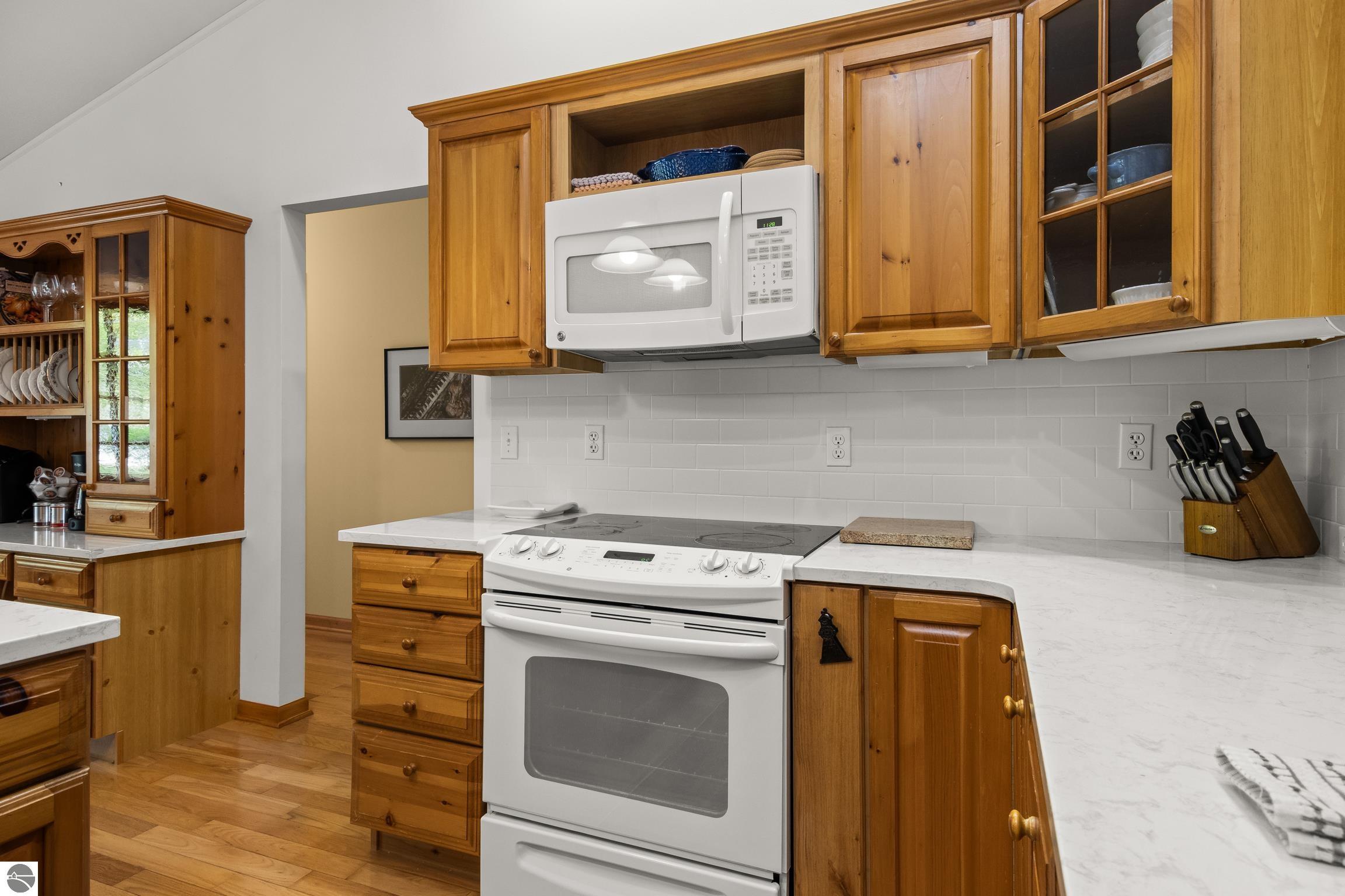 9506 Lakeside Drive, Alden, MI 49612 — Photo 15