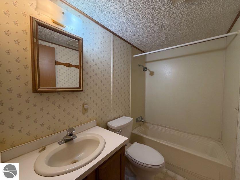 2324 Krumlauf Road, Kalkaska, MI 49646 — Photo 12