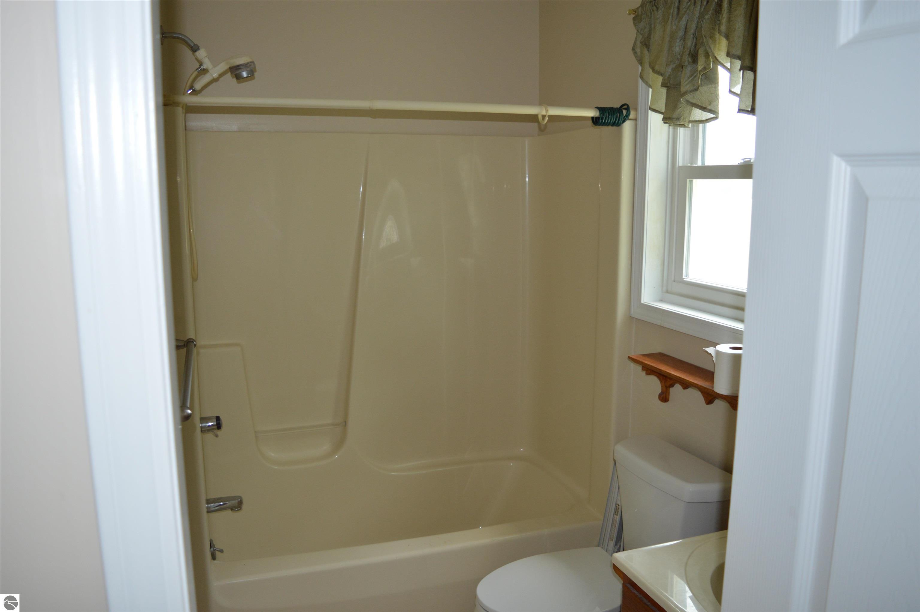 6268 E M-72, Kalkaska, MI 49646 — Photo 12