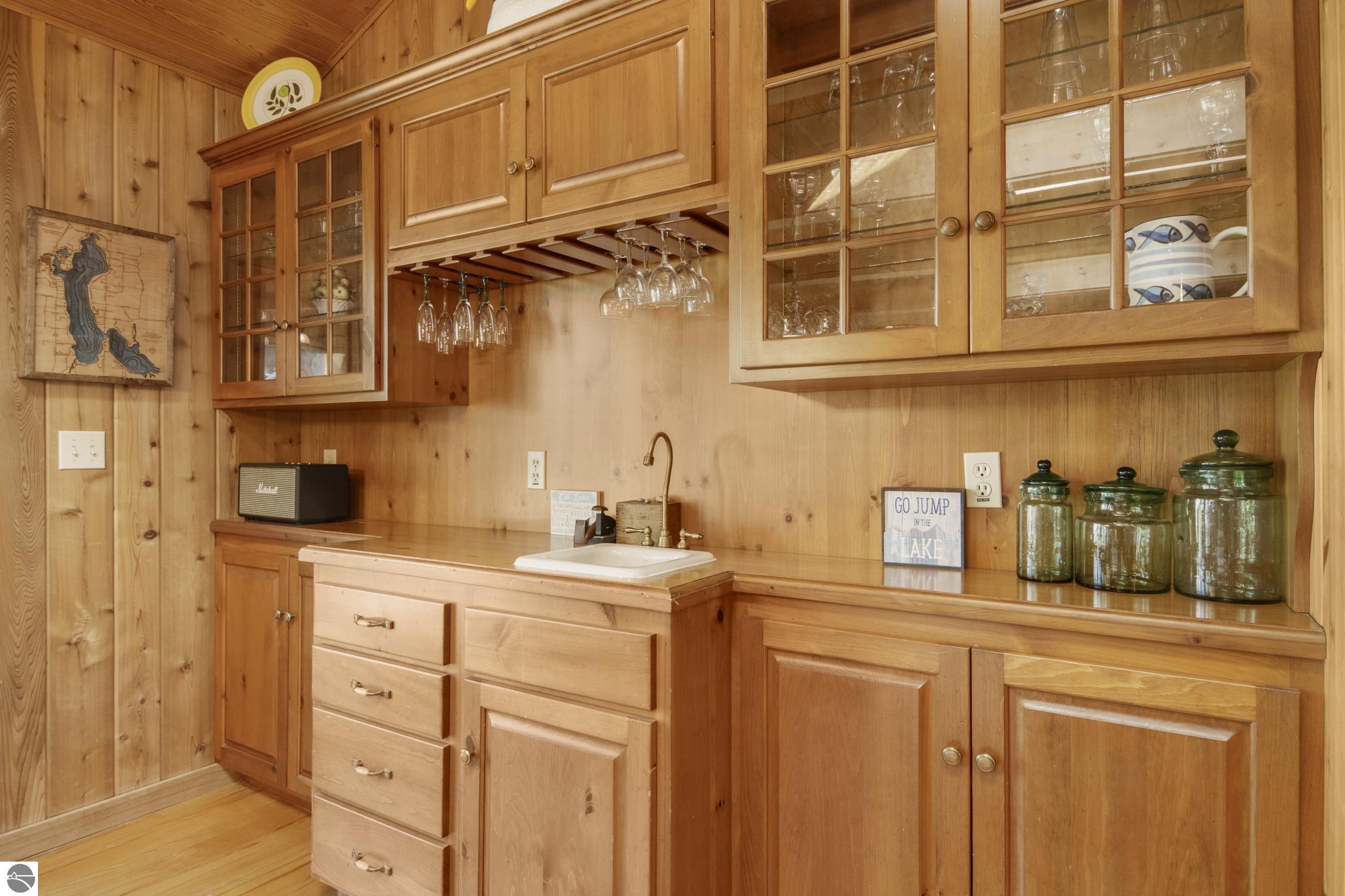 9421 Fairview Avenue, Williamsburg, MI 49690 — Photo 17