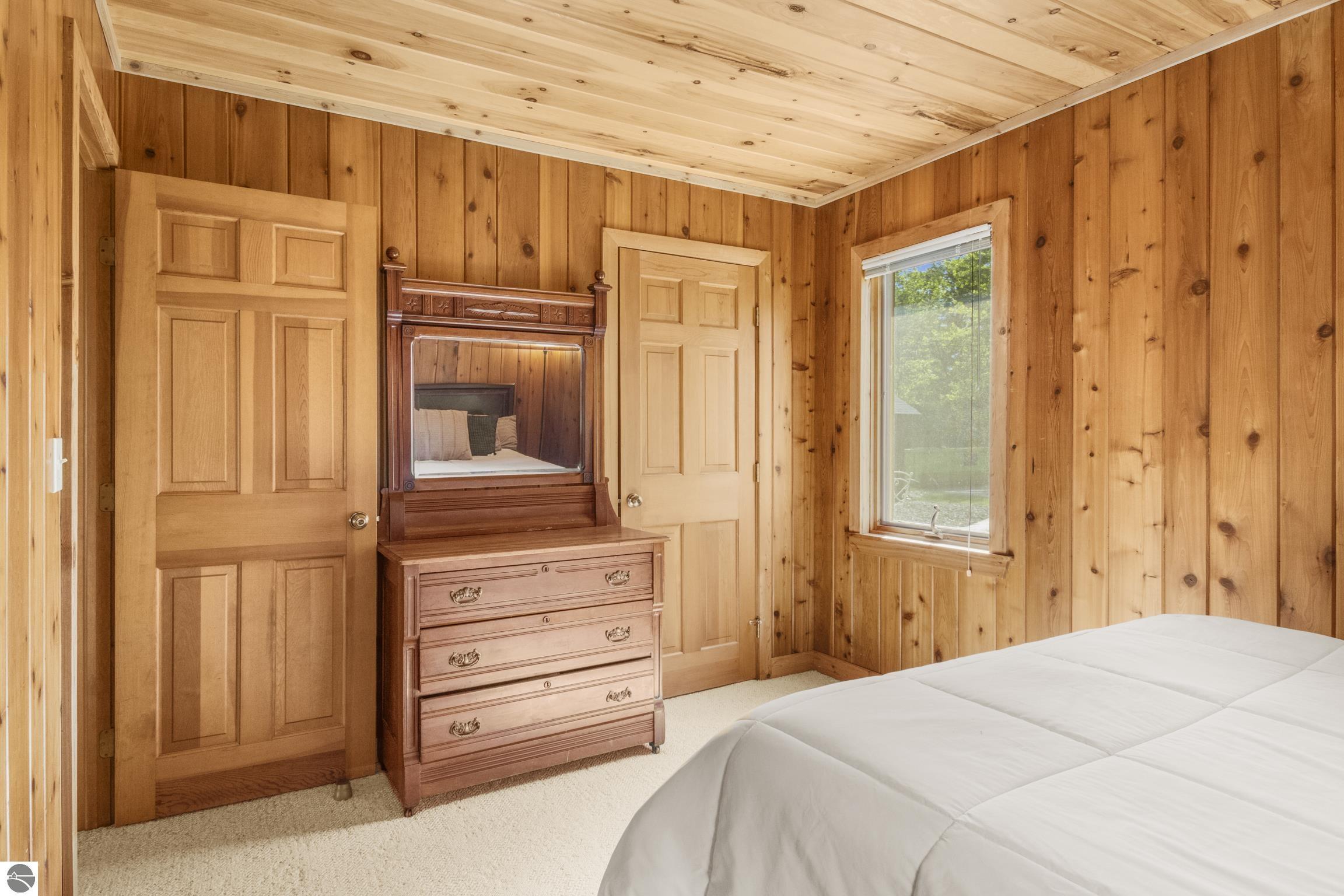 9421 Fairview Avenue, Williamsburg, MI 49690 — Photo 30