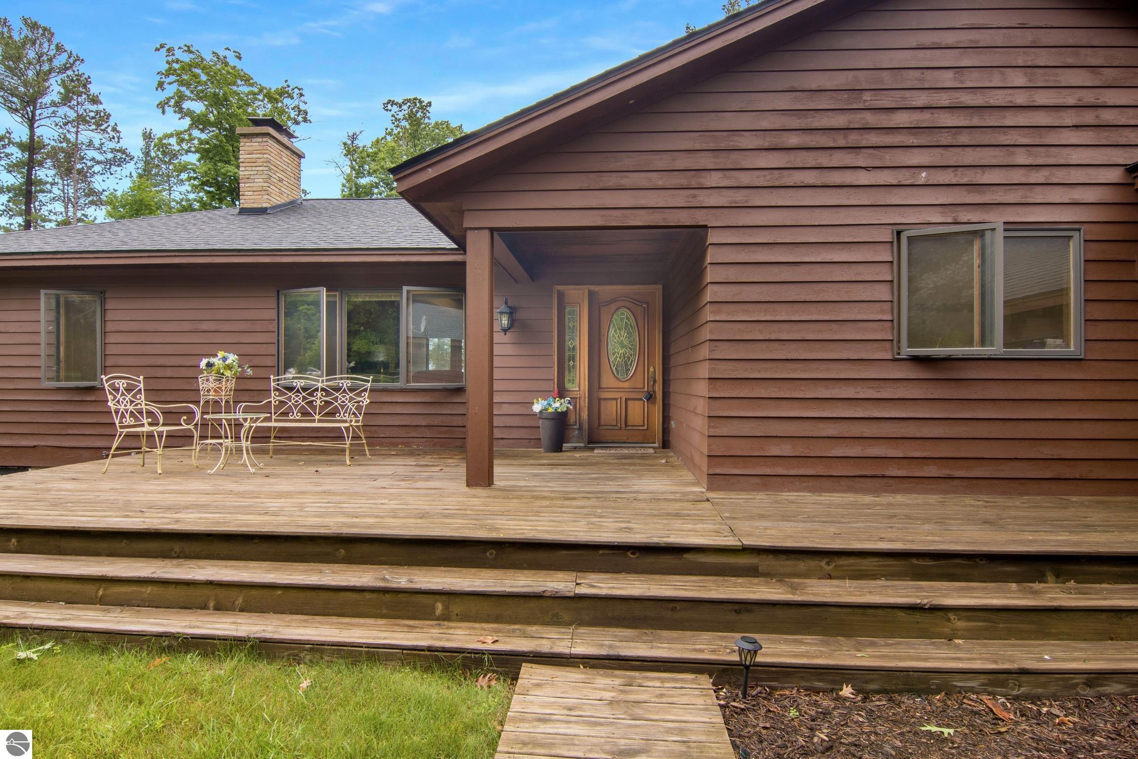 9421 Fairview Avenue, Williamsburg, MI 49690 — Photo 6