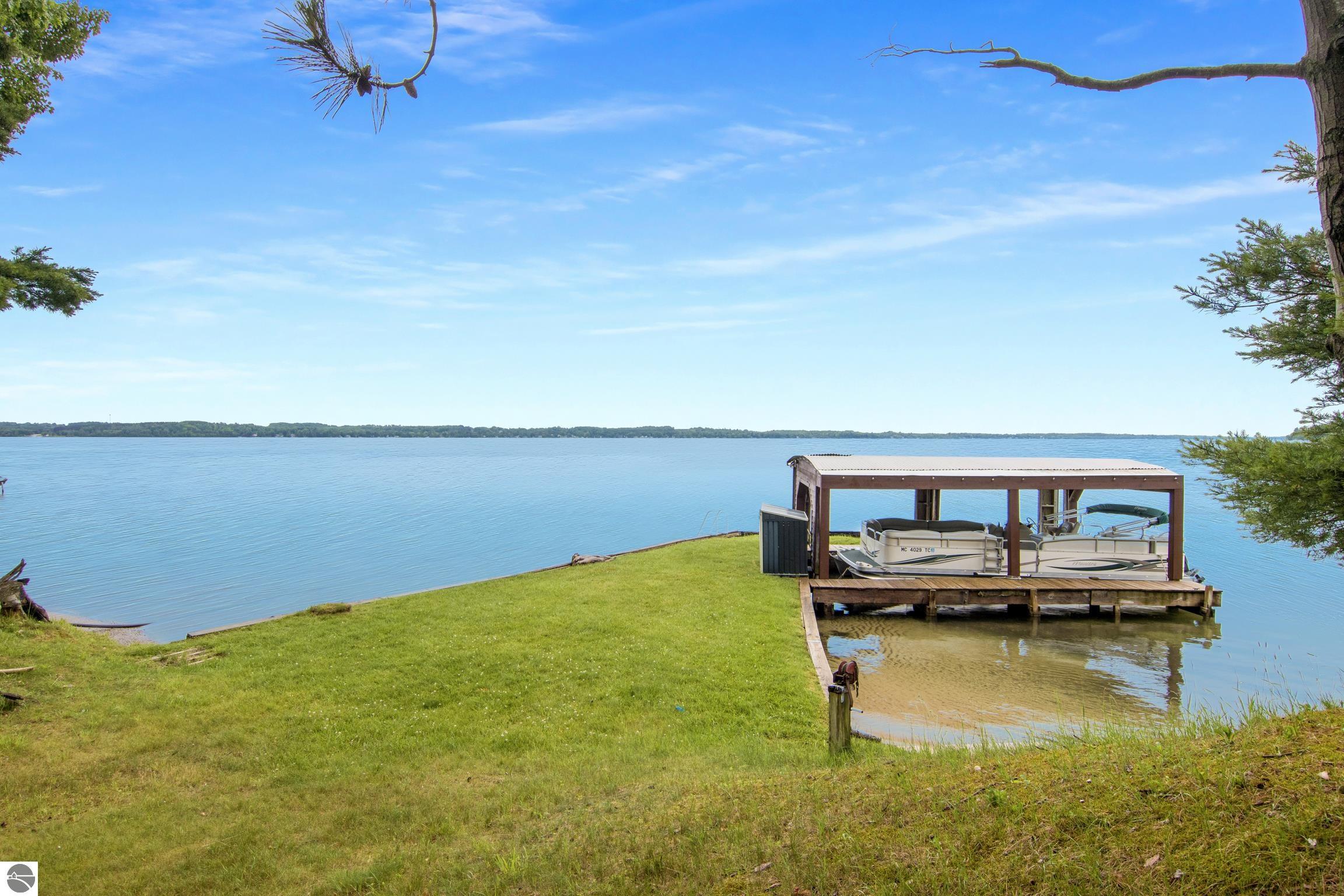 9421 Fairview Avenue, Williamsburg, MI 49690 — Photo 53