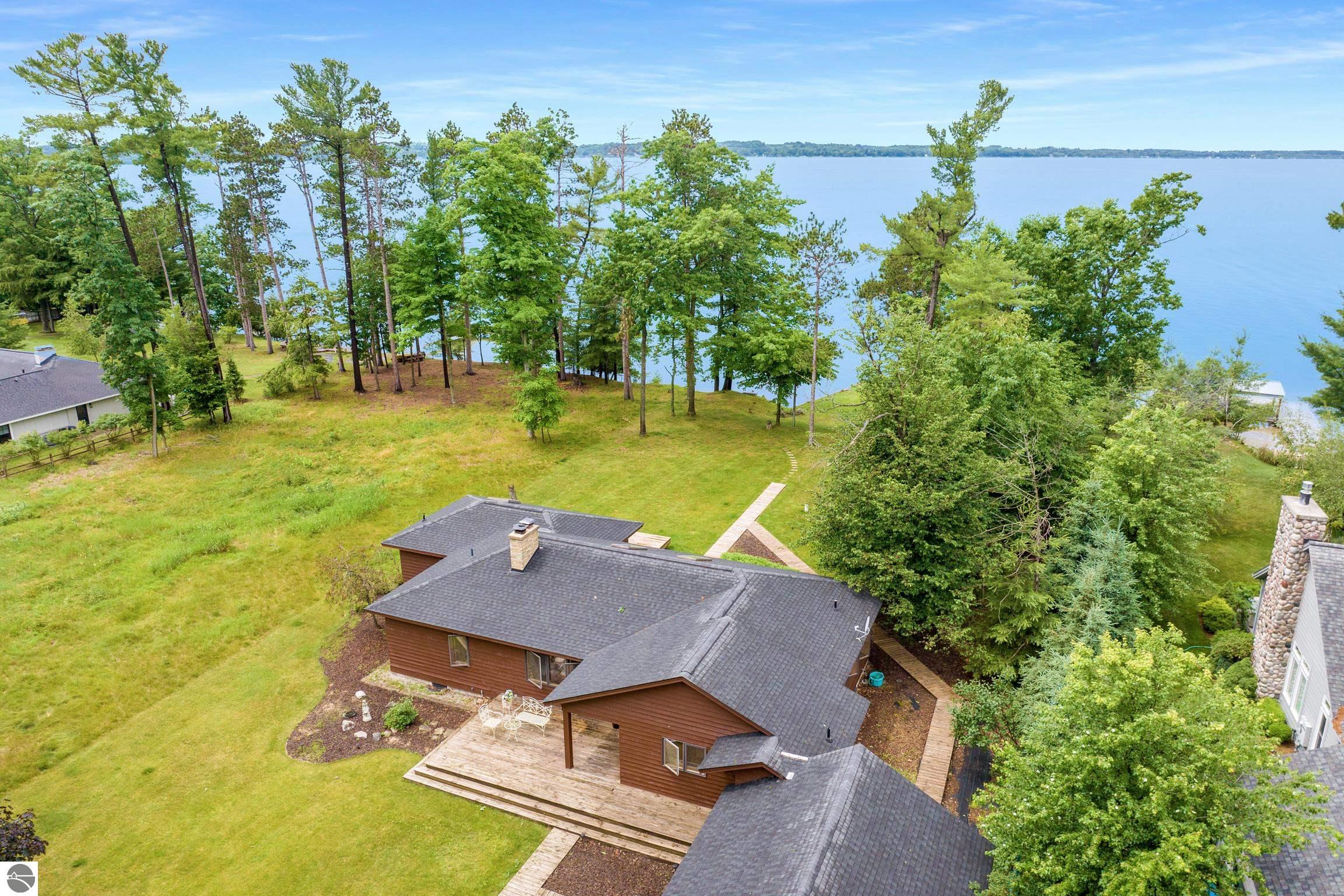 9421 Fairview Avenue, Williamsburg, MI 49690 — Photo 57