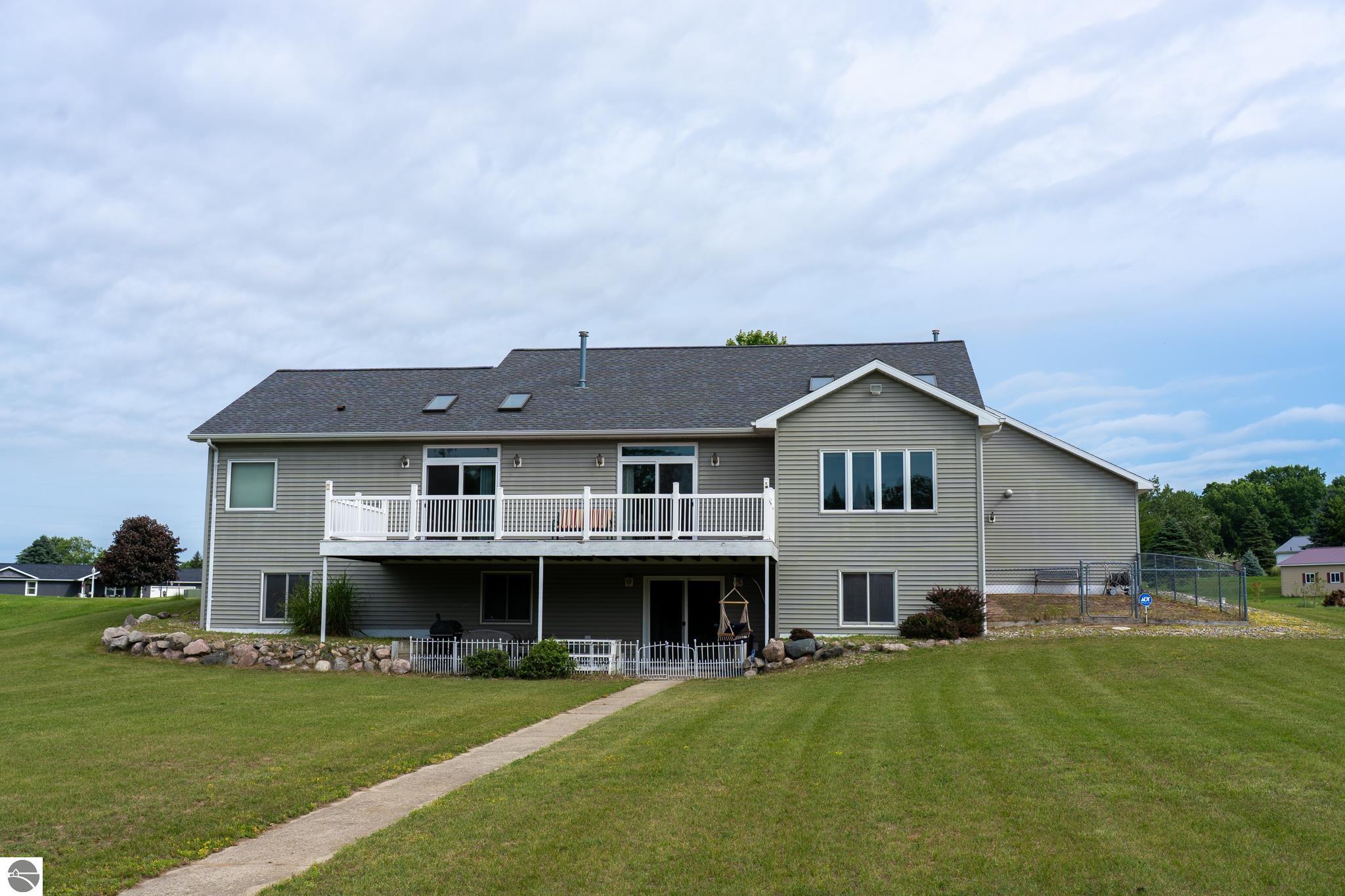 1081 Bundy Drive, Lake Isabella, MI 48893 — Photo 2