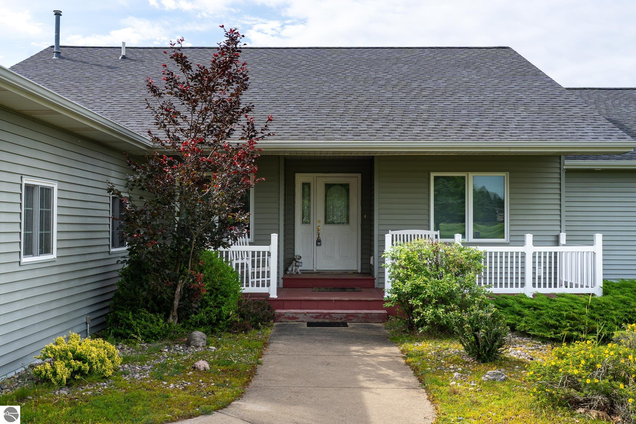 1081 Bundy Drive, Lake Isabella, MI 48893 — Photo 9