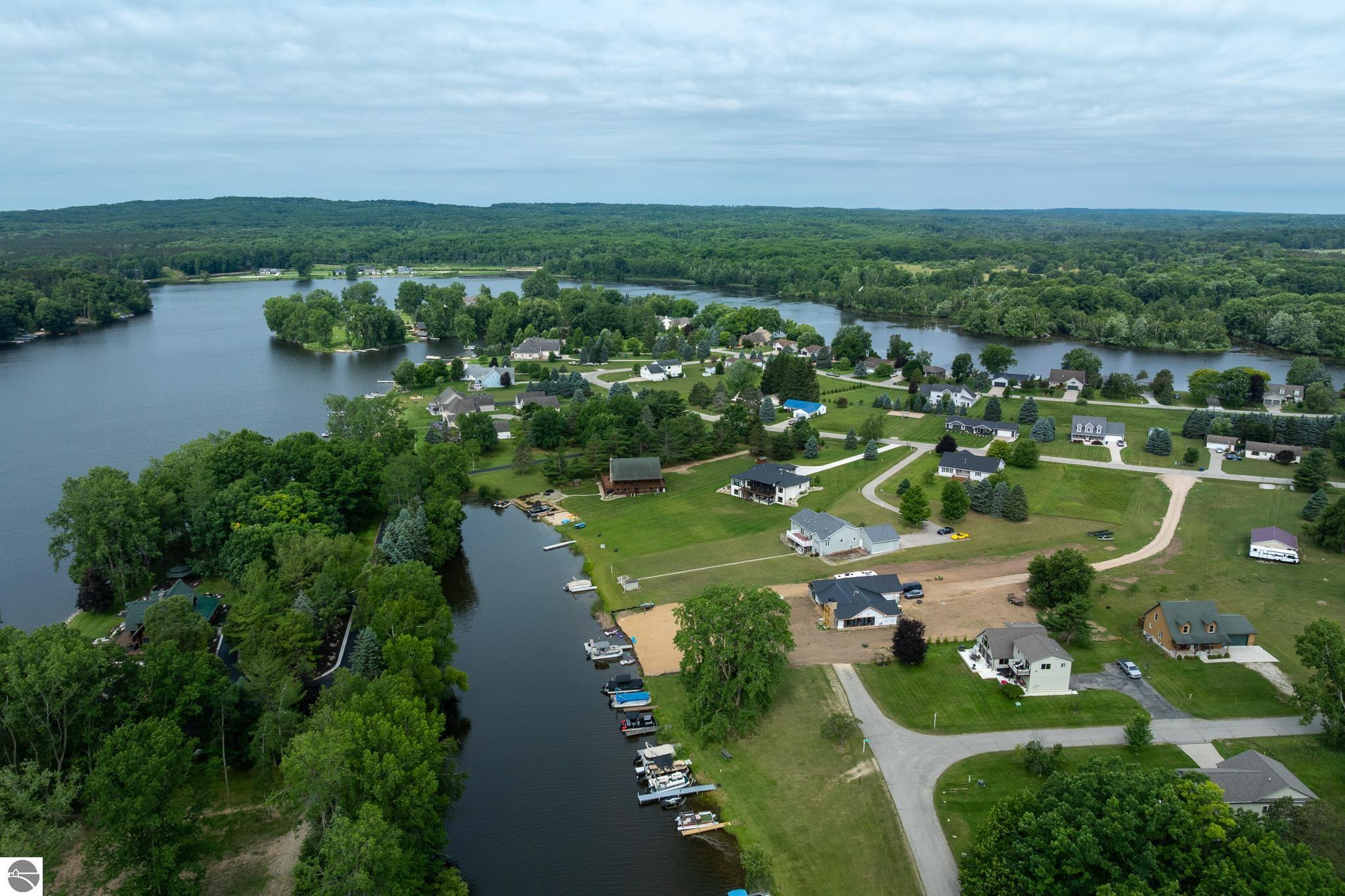 1081 Bundy Drive, Lake Isabella, MI 48893 — Photo 95