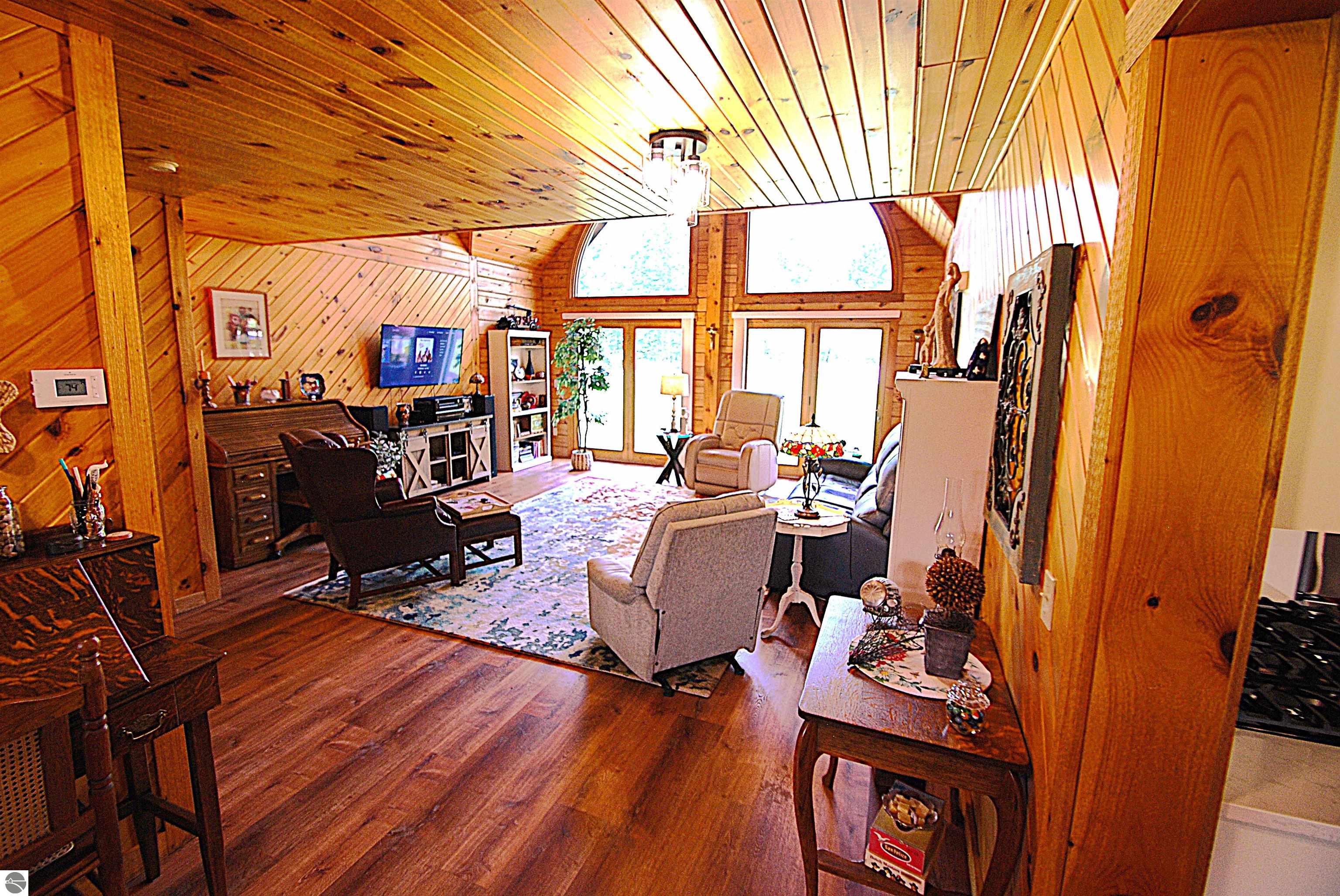 5592 Linksview Way, Gladwin, MI 48624 — Photo 21
