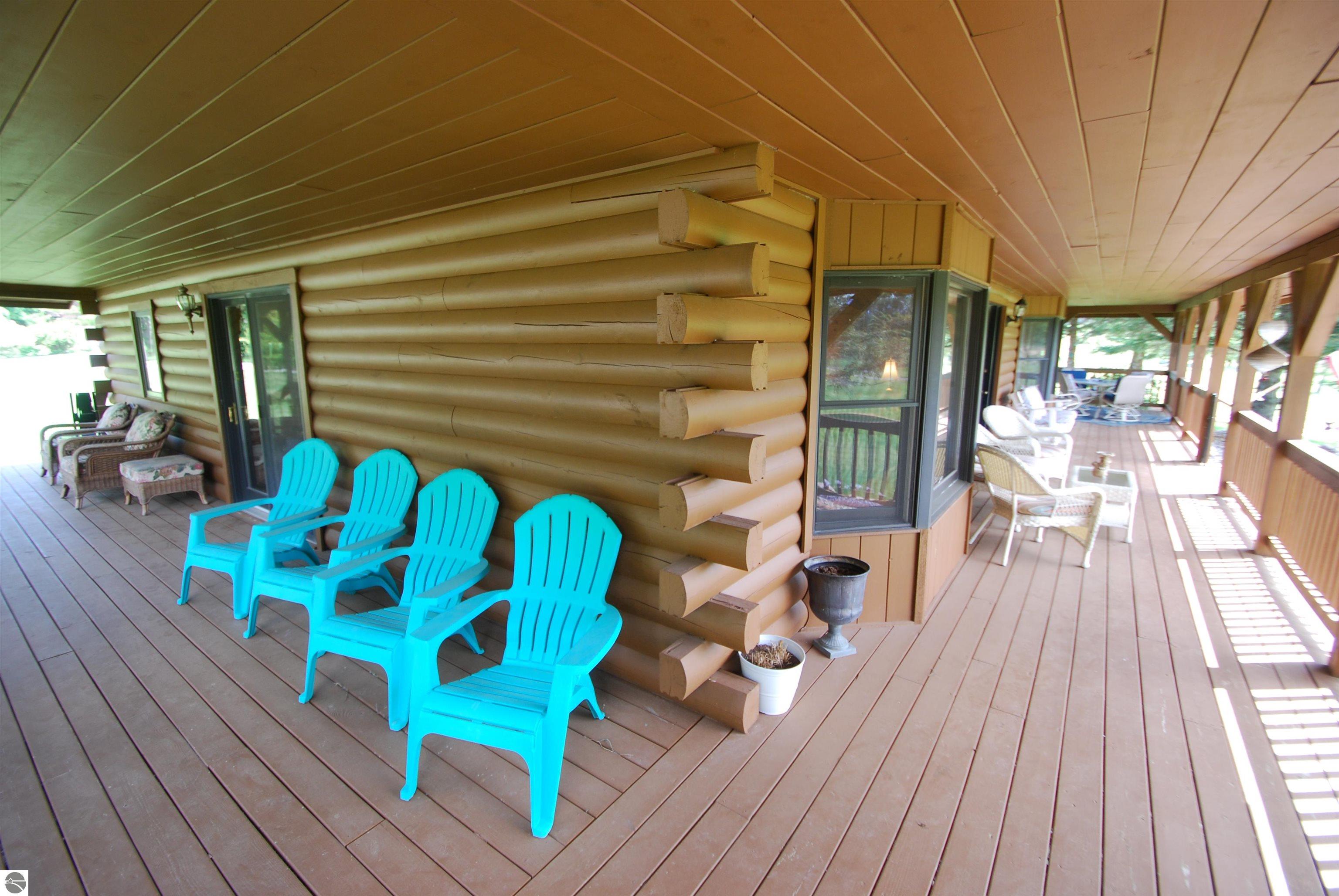 5592 Linksview Way, Gladwin, MI 48624 — Photo 4