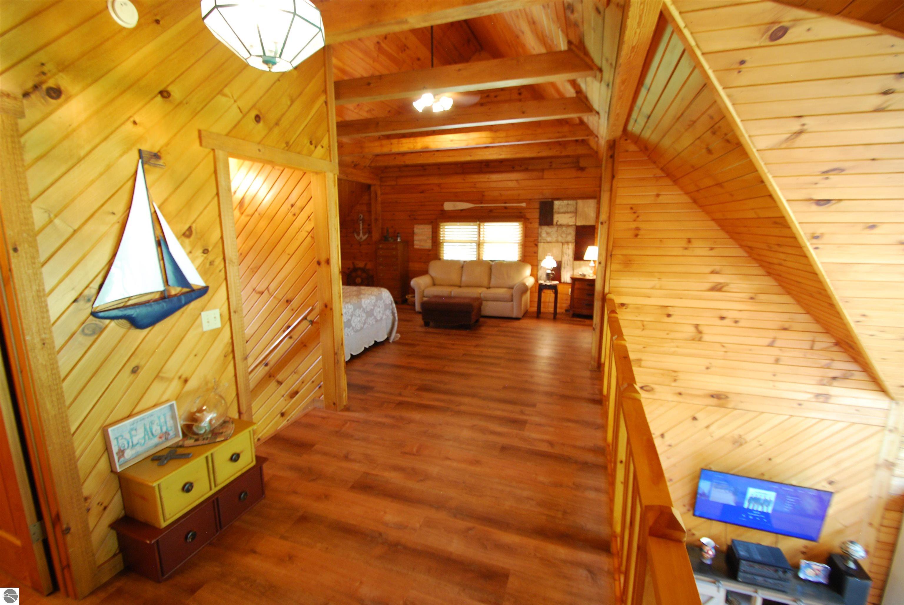 5592 Linksview Way, Gladwin, MI 48624 — Photo 49