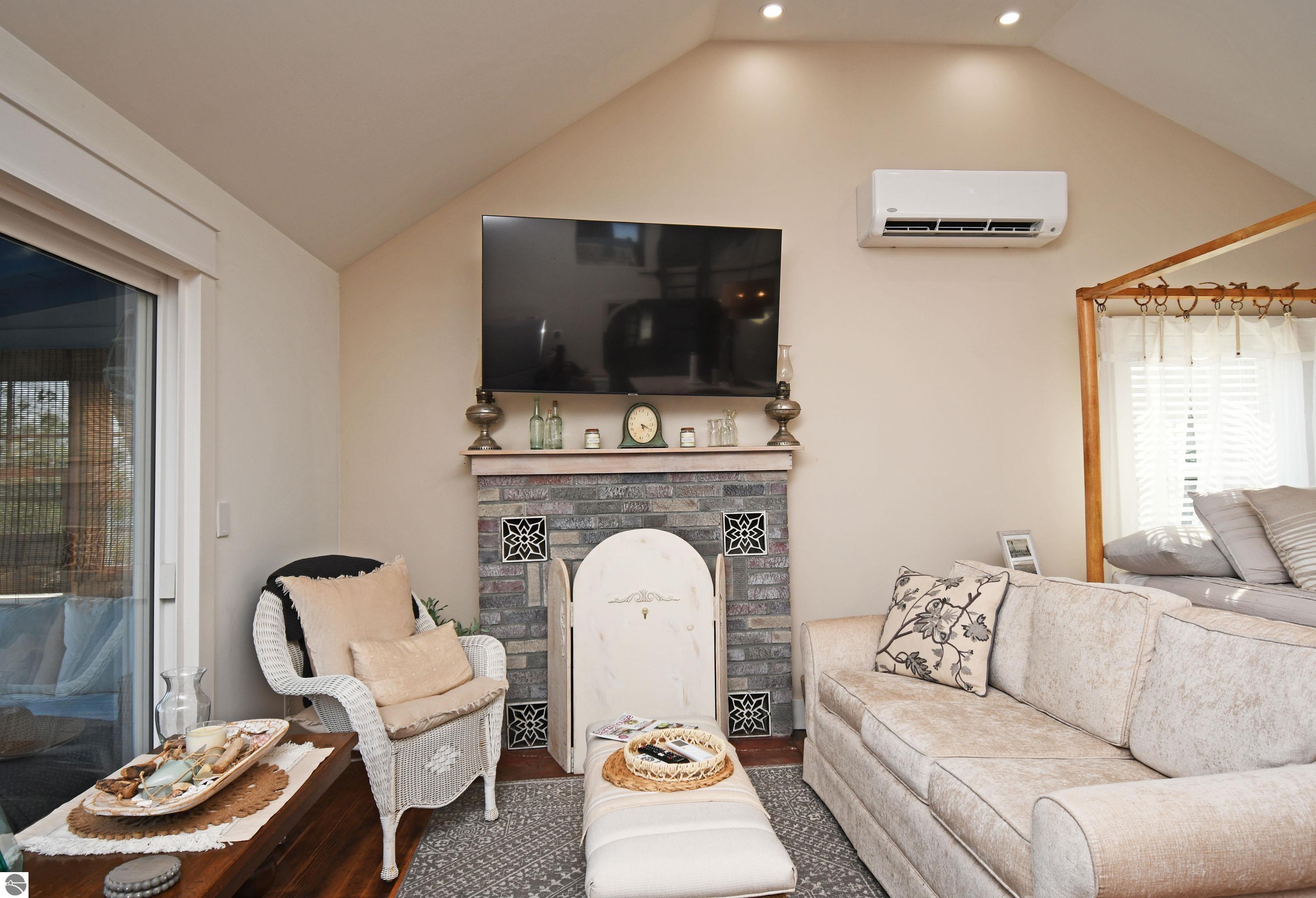 735 West Lane, East Tawas, MI 48730 — Photo 13