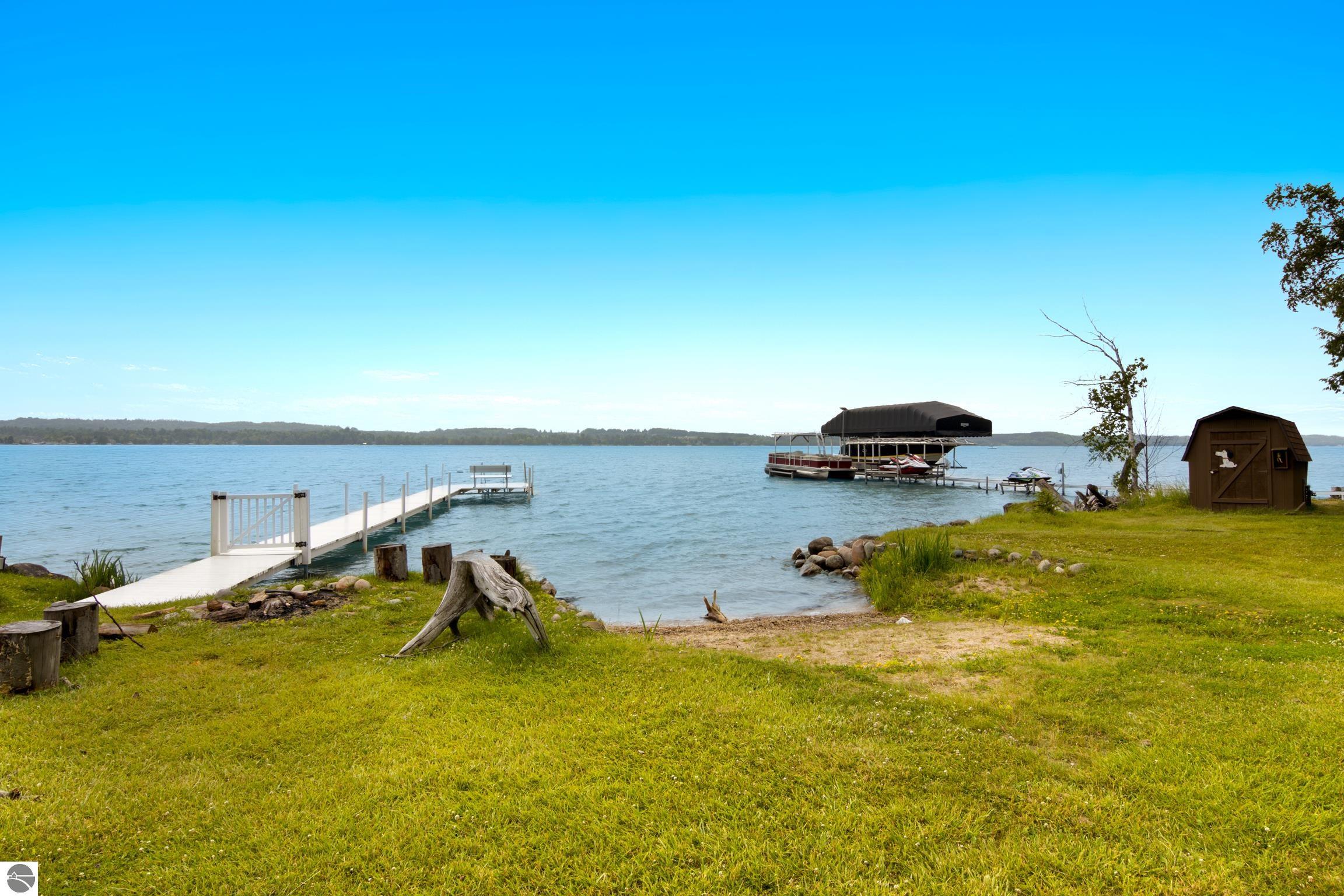 8143 Drake Lane, Williamsburg, MI 49690 — Photo 14