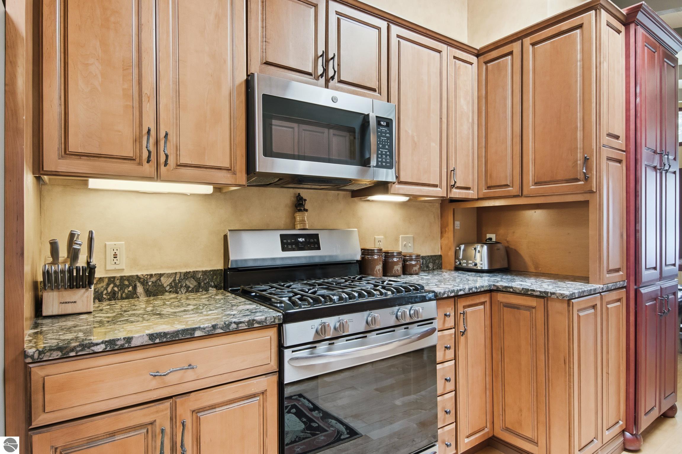 8143 Drake Lane, Williamsburg, MI 49690 — Photo 29