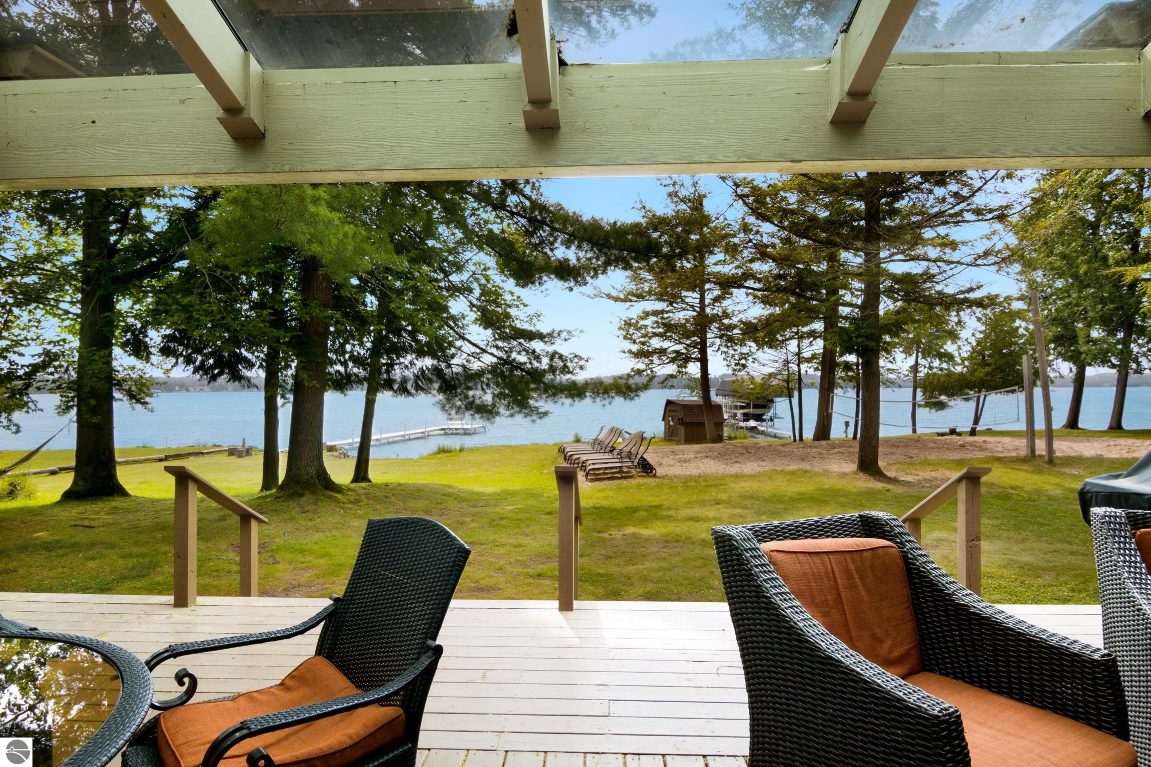 8143 Drake Lane, Williamsburg, MI 49690 — Photo 10