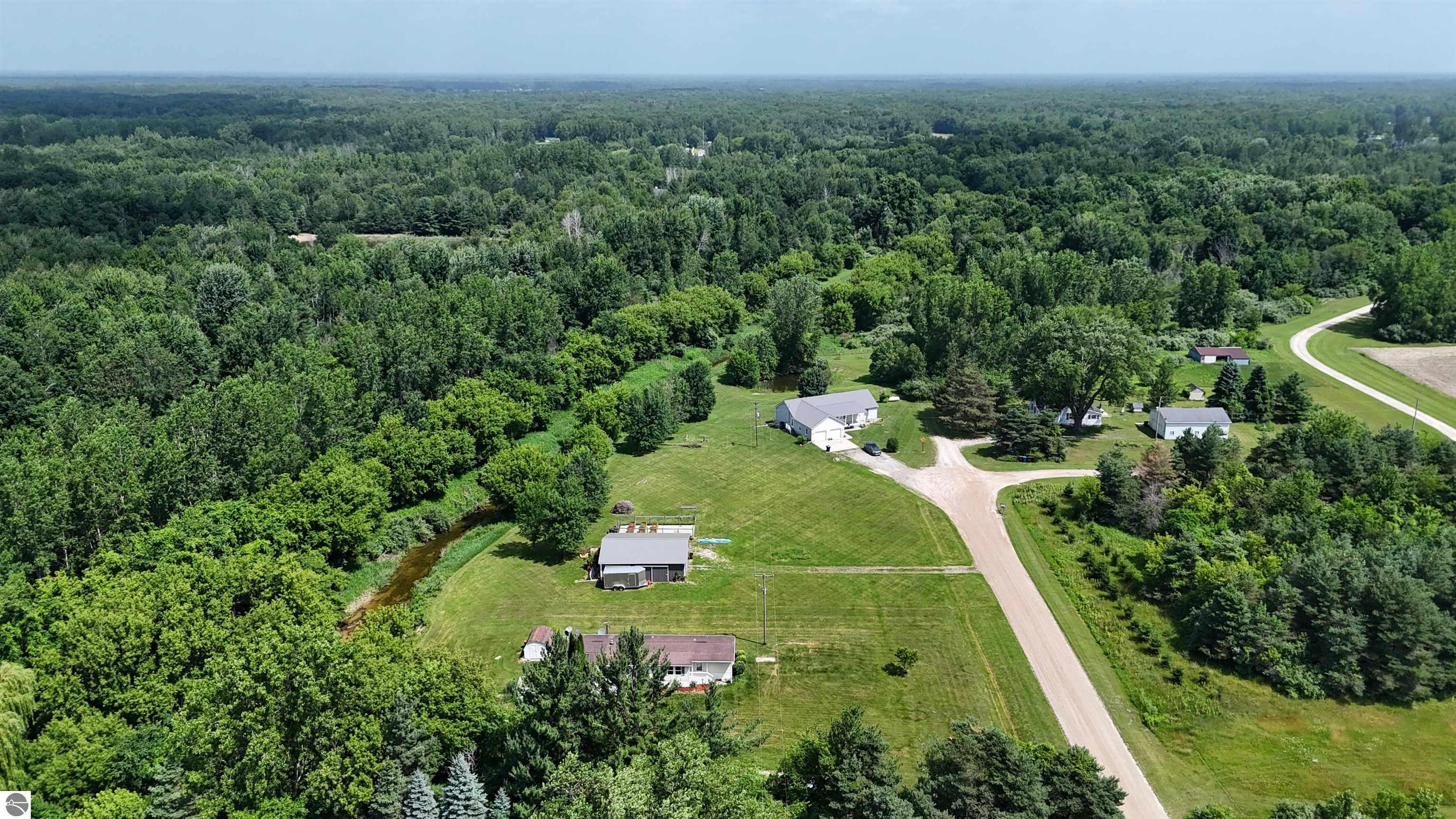 4718 Spur Road, Breckenridge, MI 48615 — Photo 17