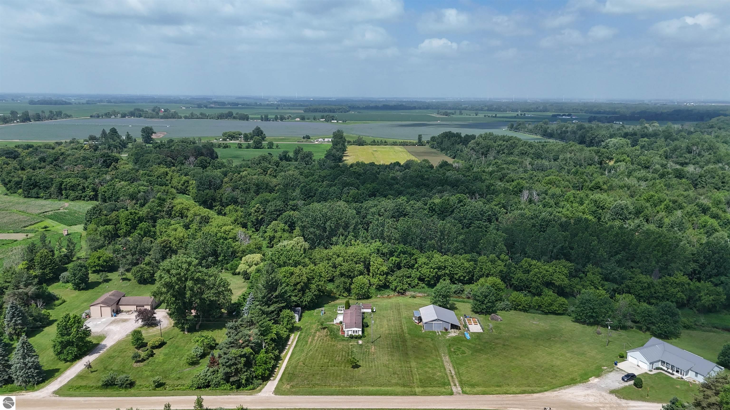 4718 Spur Road, Breckenridge, MI 48615 — Photo 20