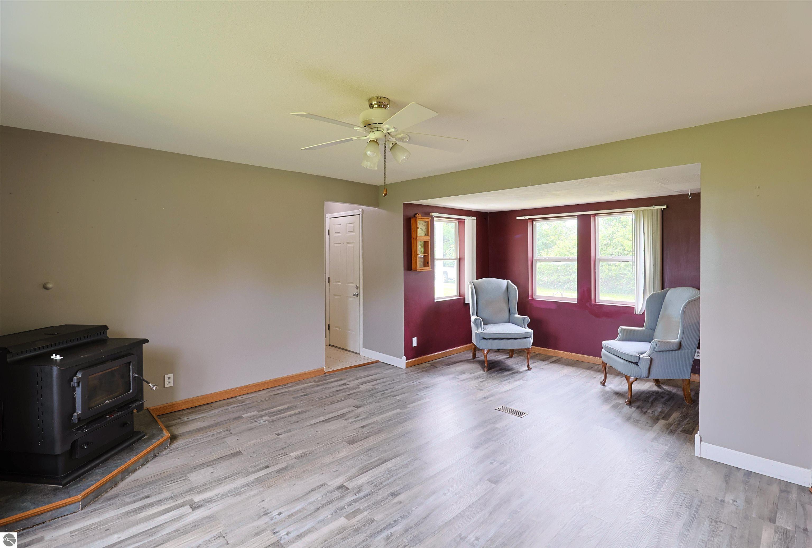 4718 Spur Road, Breckenridge, MI 48615 — Photo 5