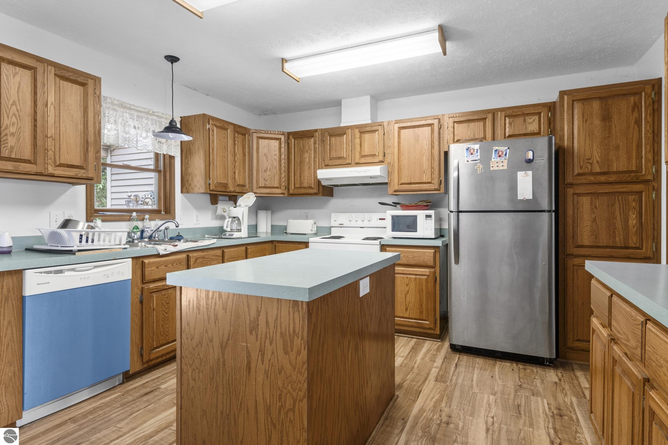 16043 Wagner Road, Empire, MI 49630 — Photo 10