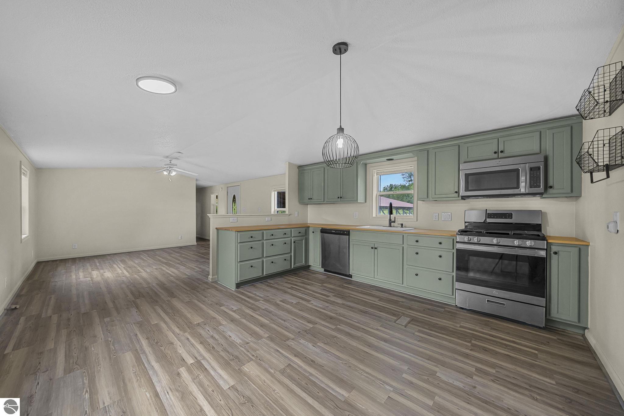 4622 Vista Valley Trail, Mesick, MI 49668 — Photo 15