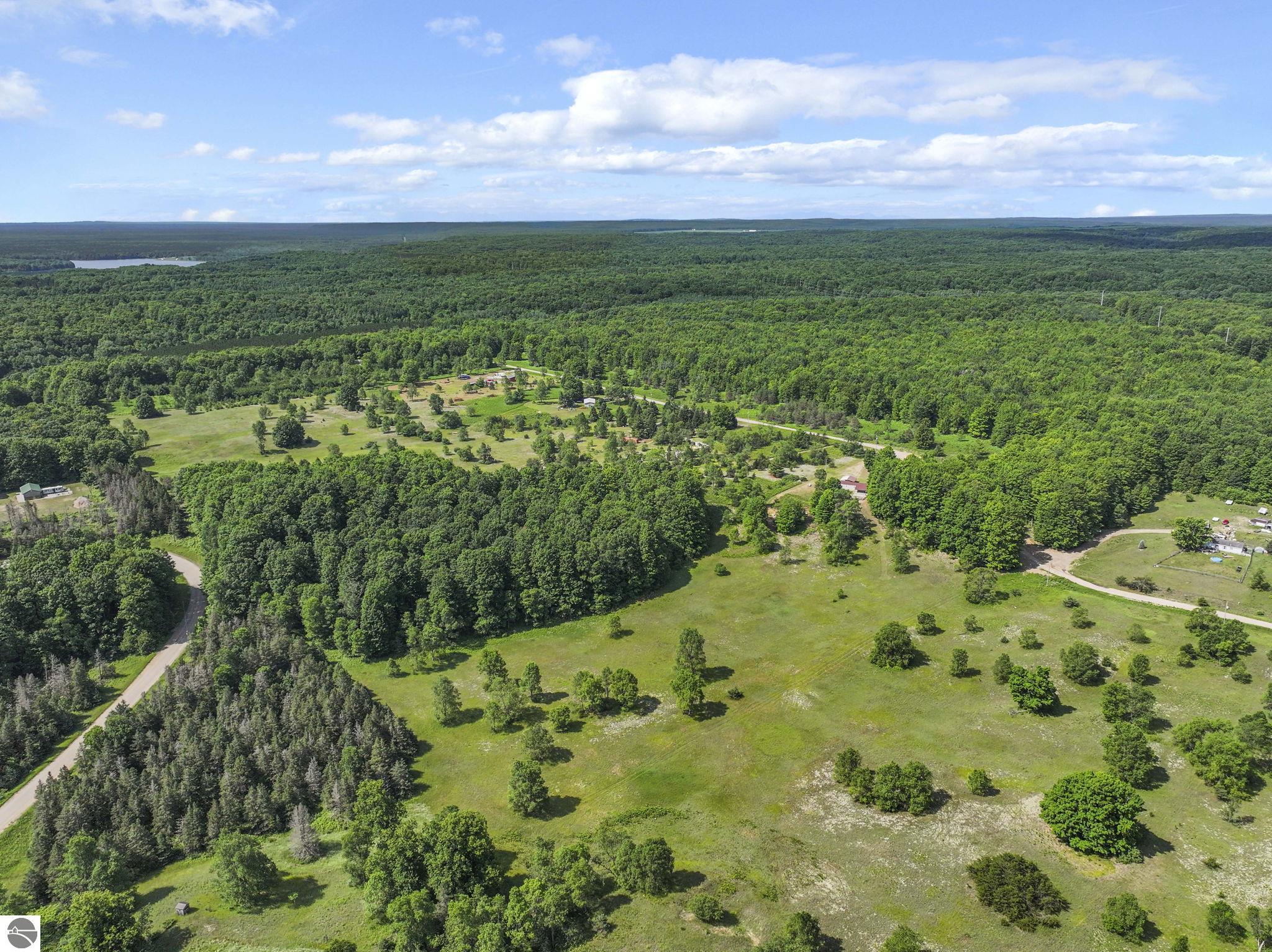 4622 Vista Valley Trail, Mesick, MI 49668 — Photo 48