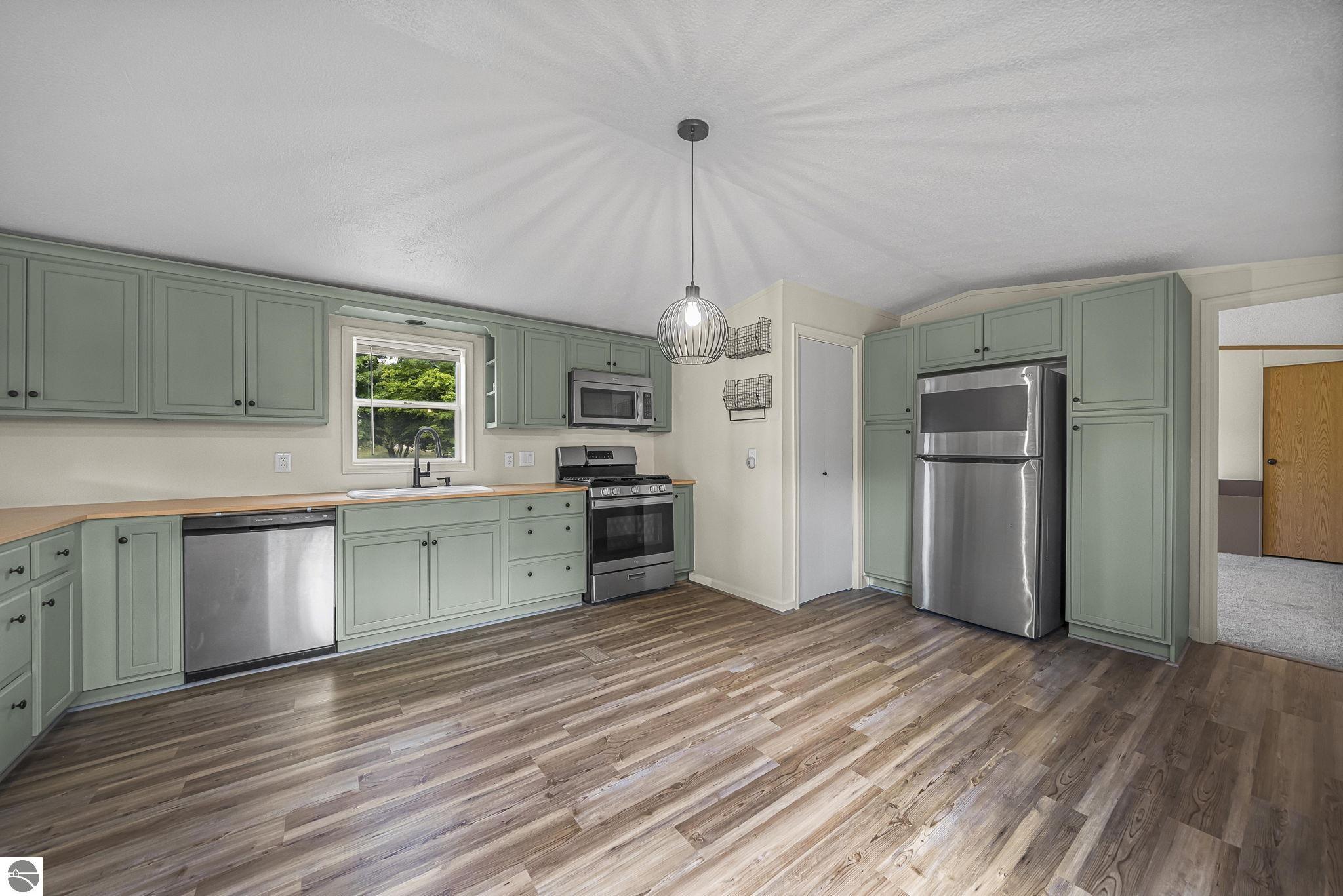 4622 Vista Valley Trail, Mesick, MI 49668 — Photo 10