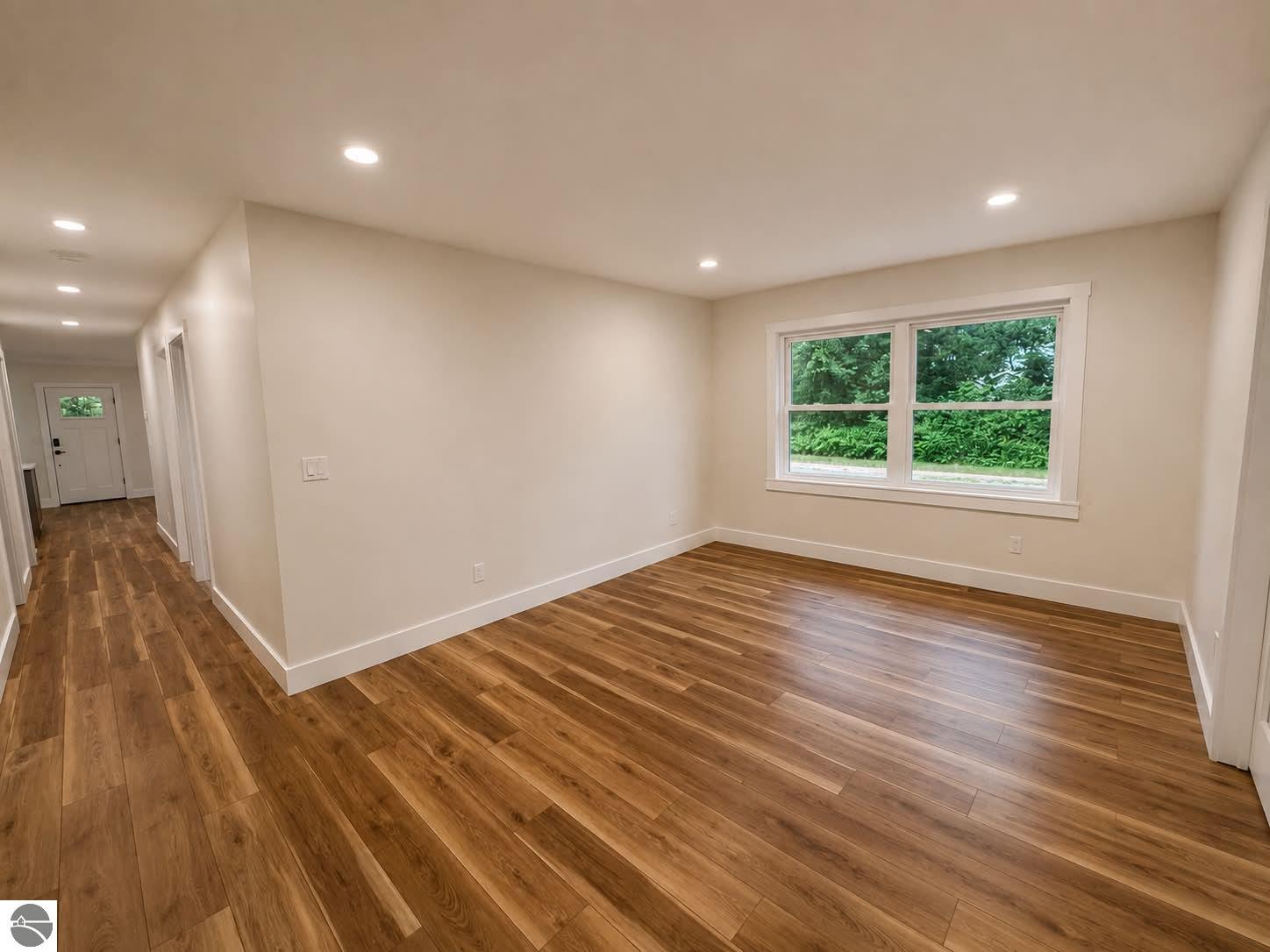1009 Keystone, Tawas City, MI 48763 — Photo 16